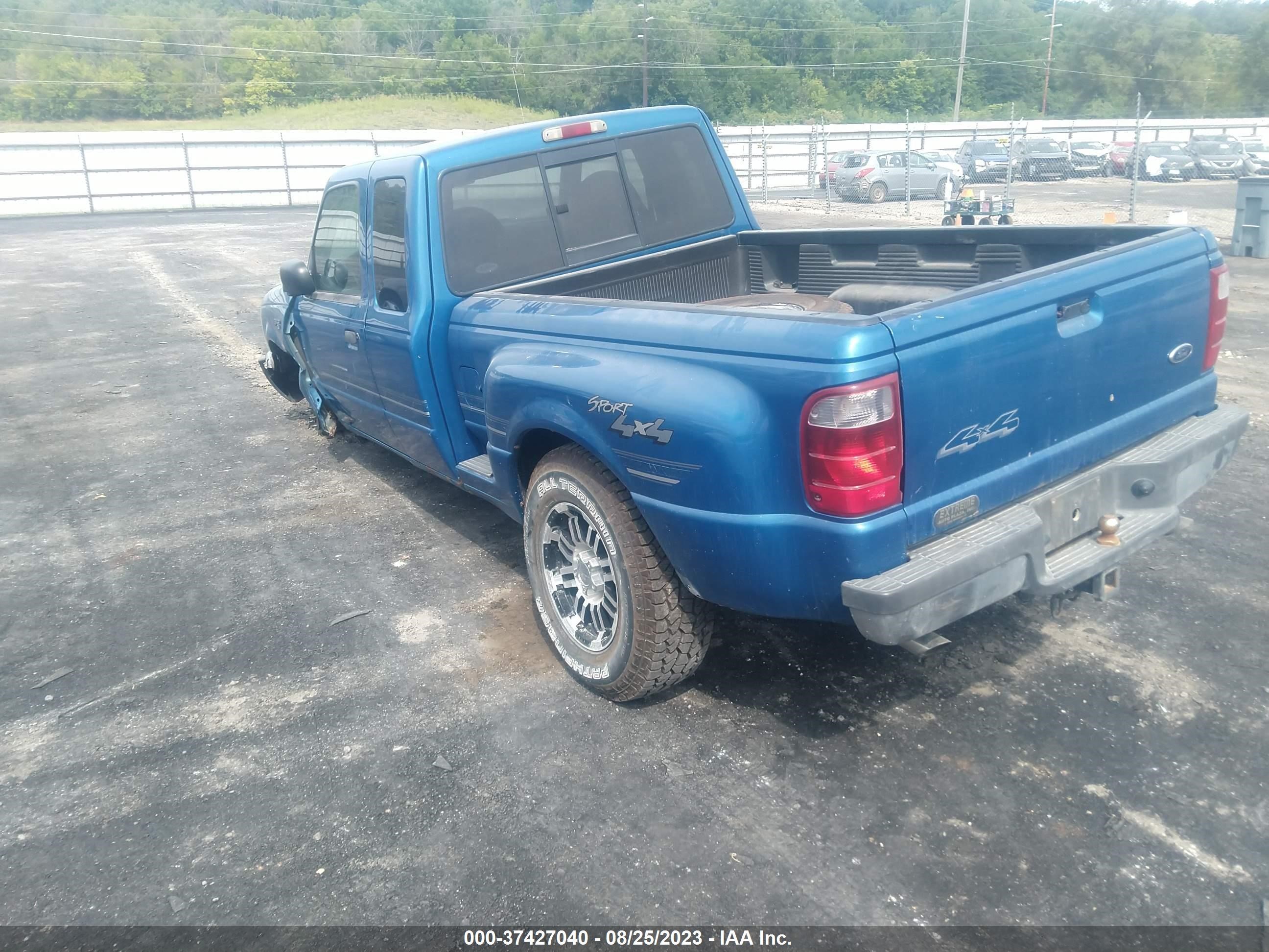 Photo 2 VIN: 1FTZR15U11PA56035 - FORD RANGER 