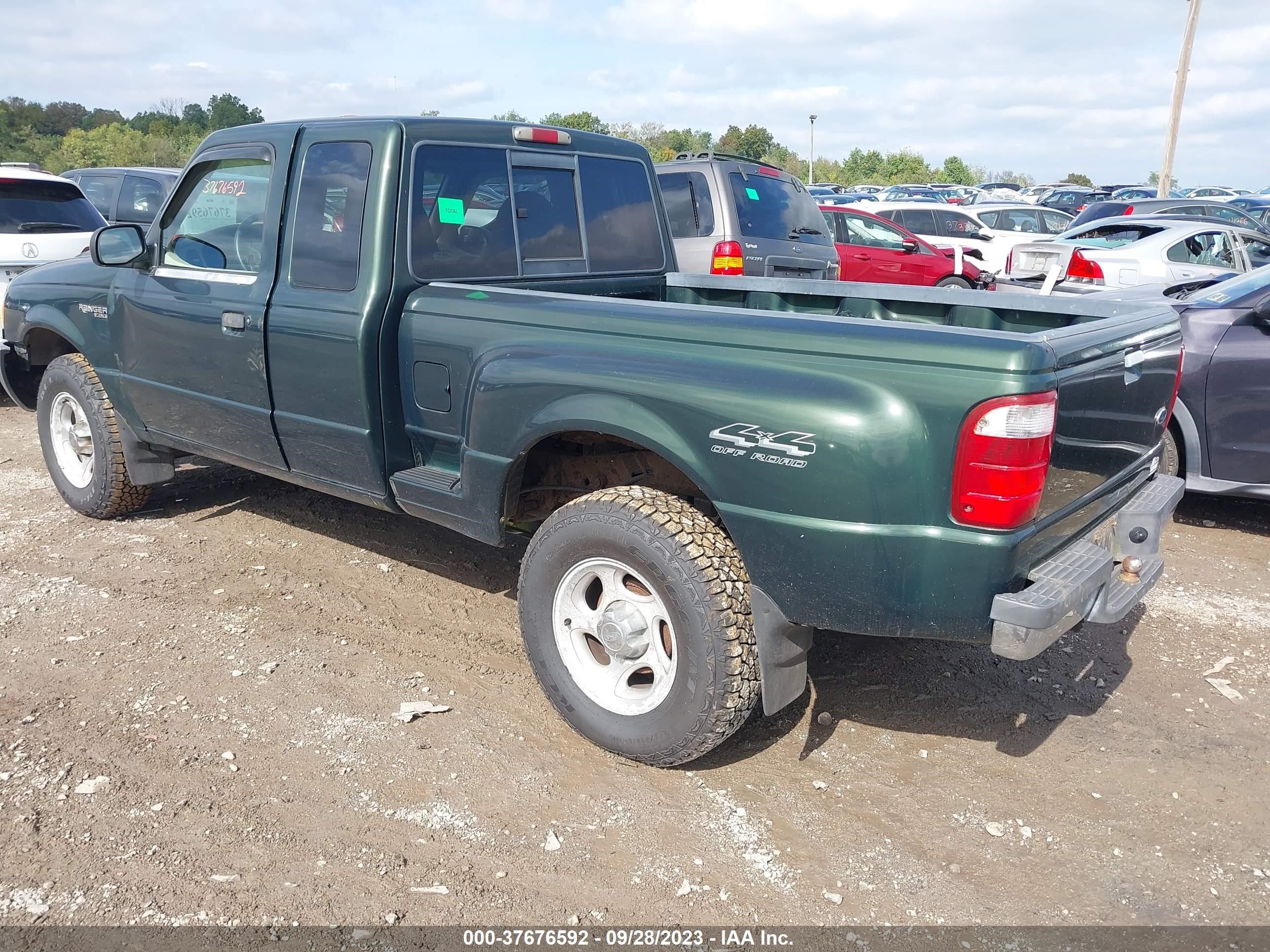 Photo 2 VIN: 1FTZR15U31PA08049 - FORD RANGER 