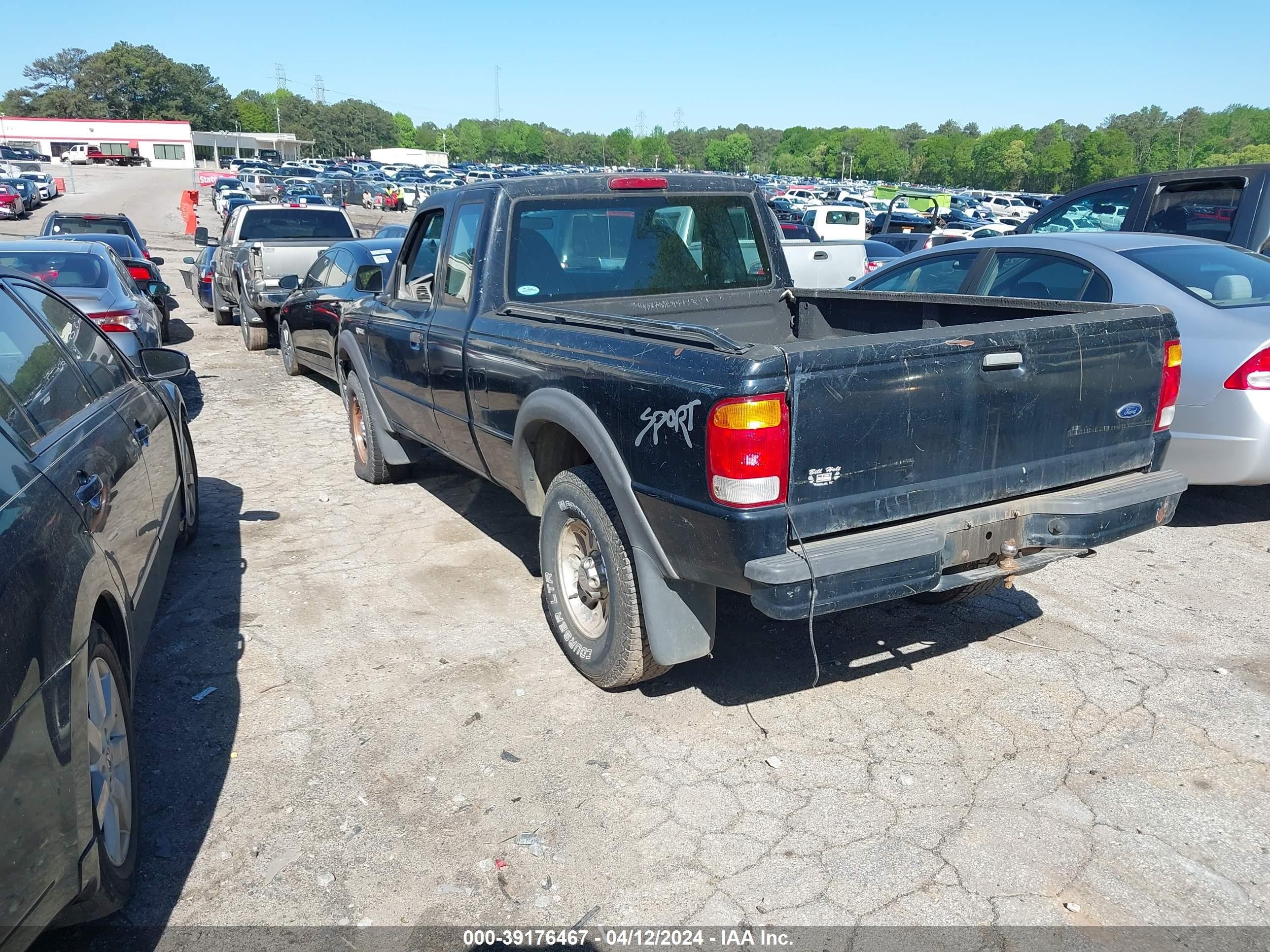 Photo 2 VIN: 1FTZR15U7WPB39220 - FORD RANGER 