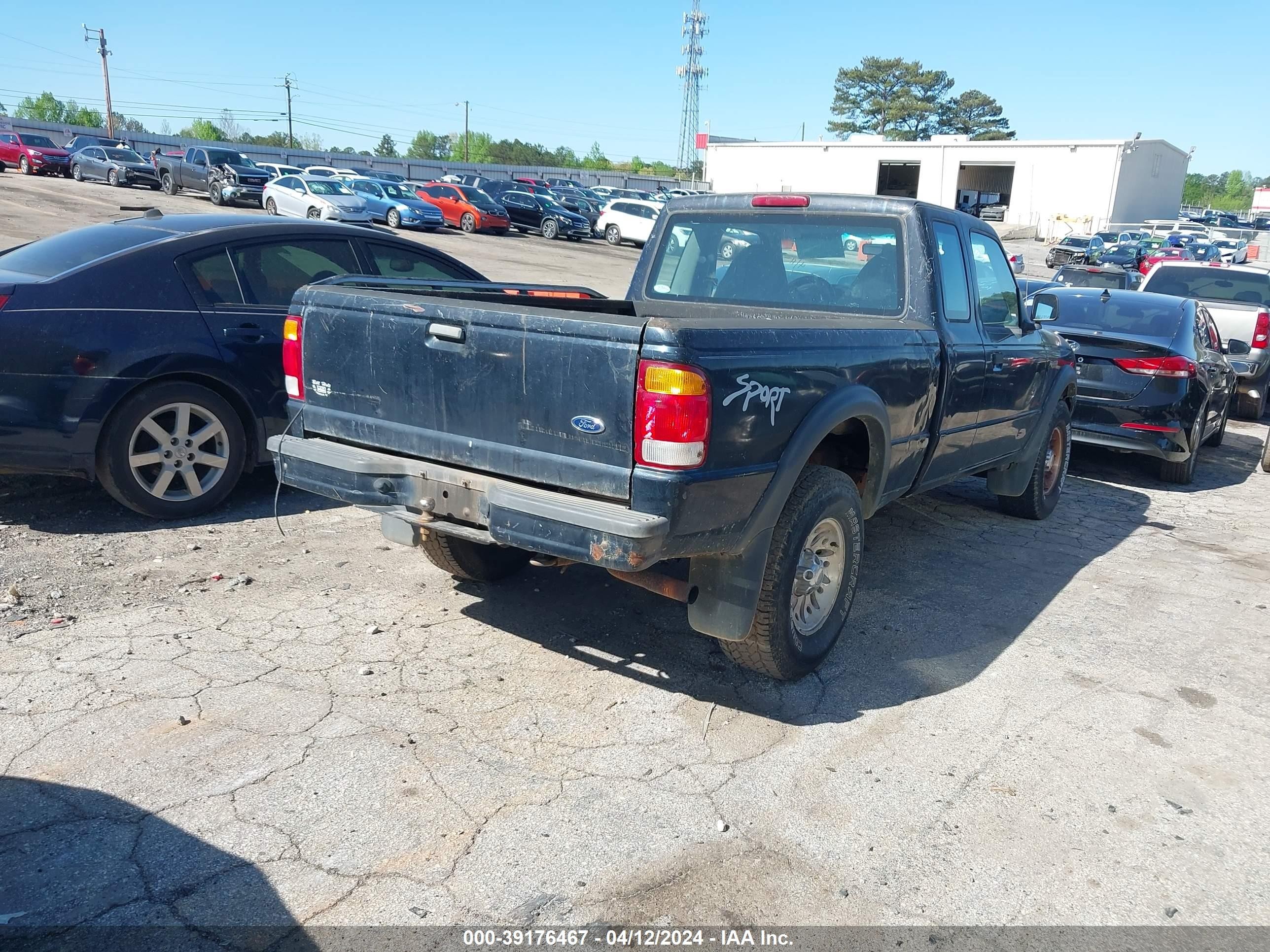 Photo 3 VIN: 1FTZR15U7WPB39220 - FORD RANGER 