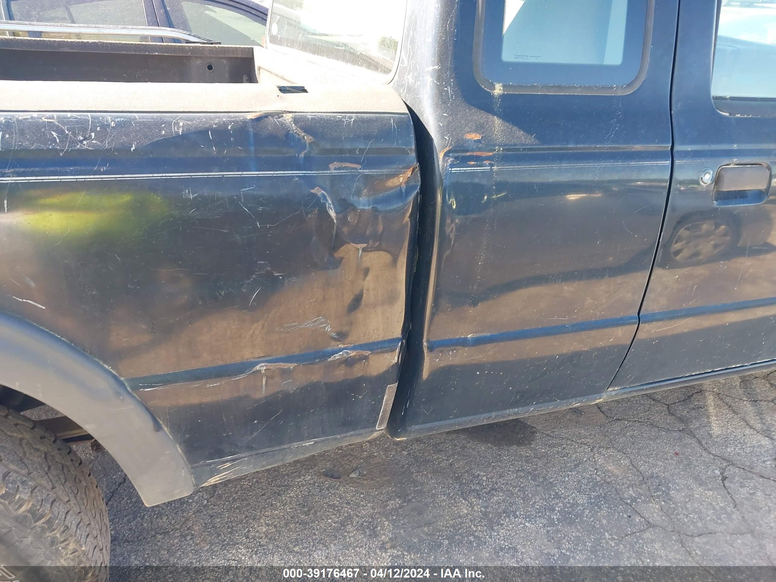 Photo 5 VIN: 1FTZR15U7WPB39220 - FORD RANGER 