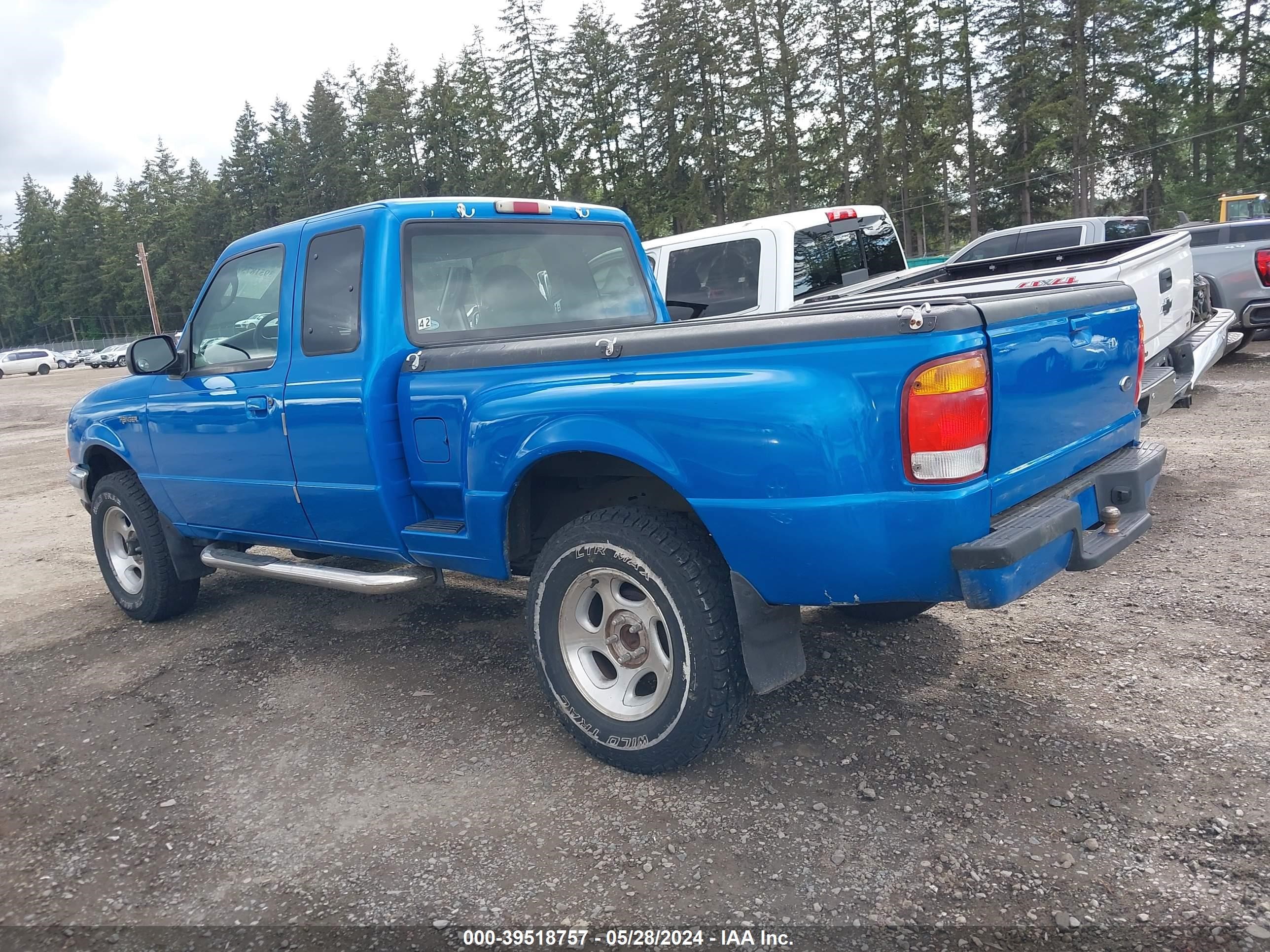 Photo 13 VIN: 1FTZR15U9WPB08728 - FORD RANGER 