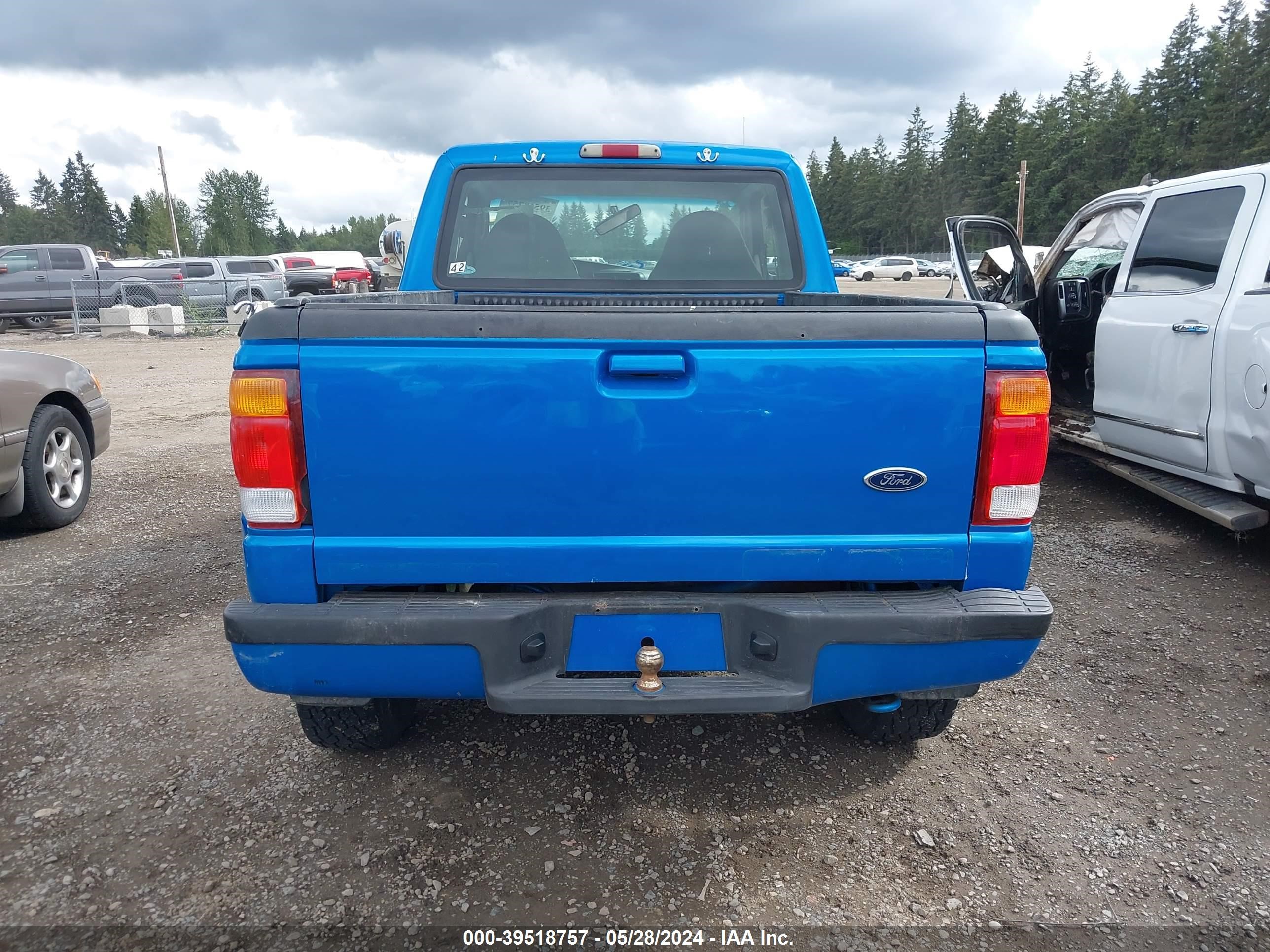 Photo 15 VIN: 1FTZR15U9WPB08728 - FORD RANGER 