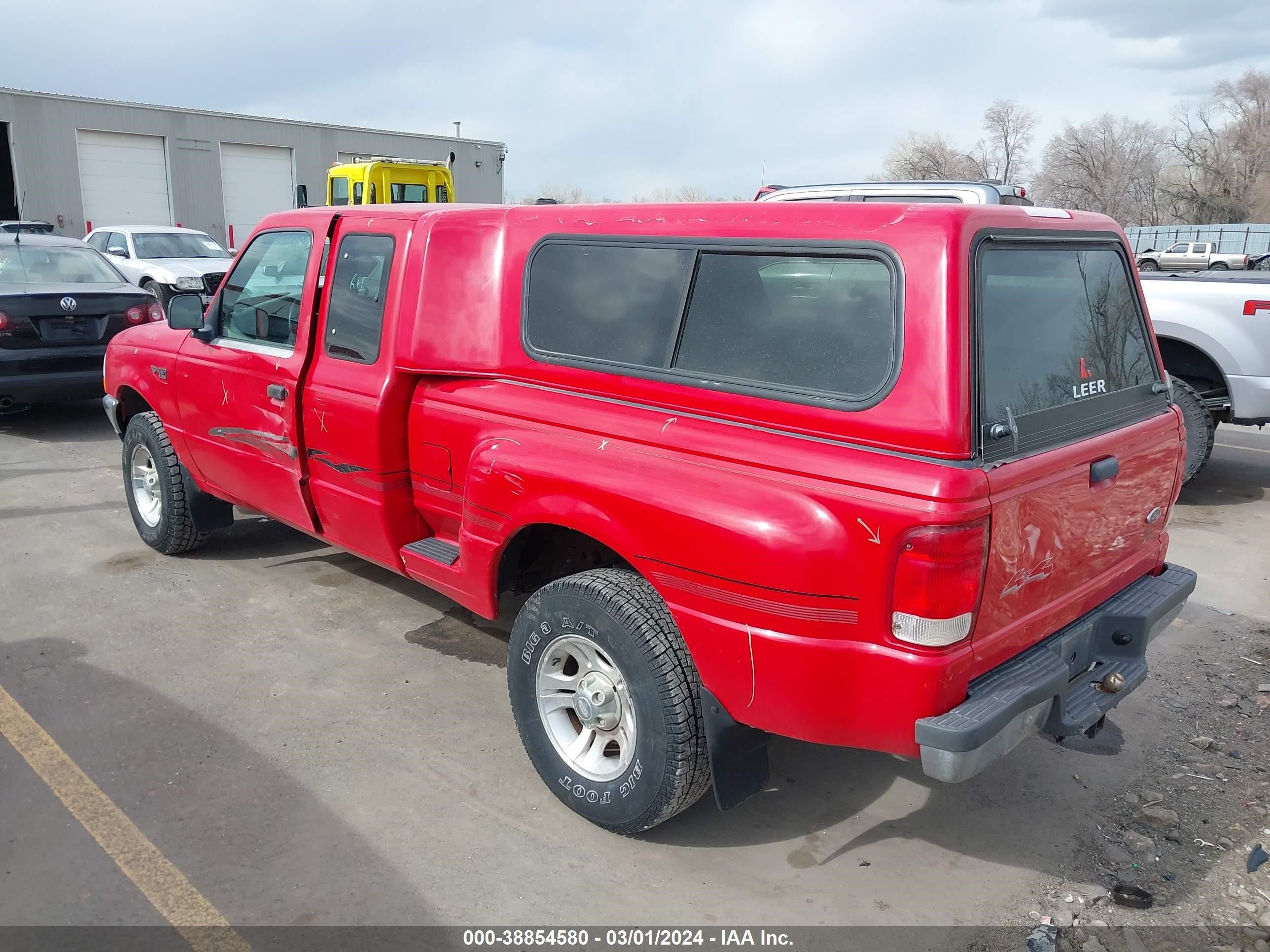 Photo 2 VIN: 1FTZR15V0YPB88691 - FORD RANGER 