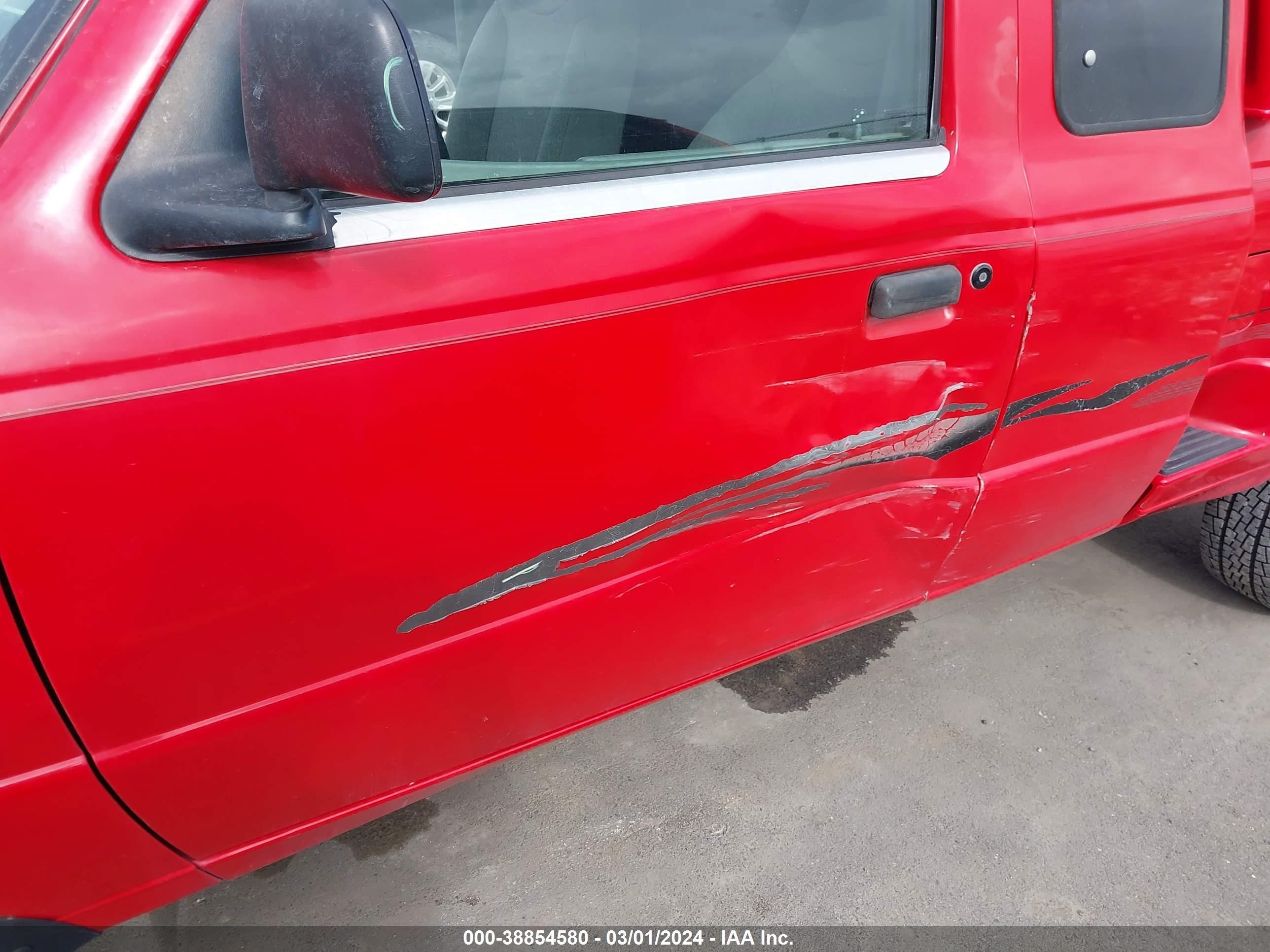 Photo 5 VIN: 1FTZR15V0YPB88691 - FORD RANGER 