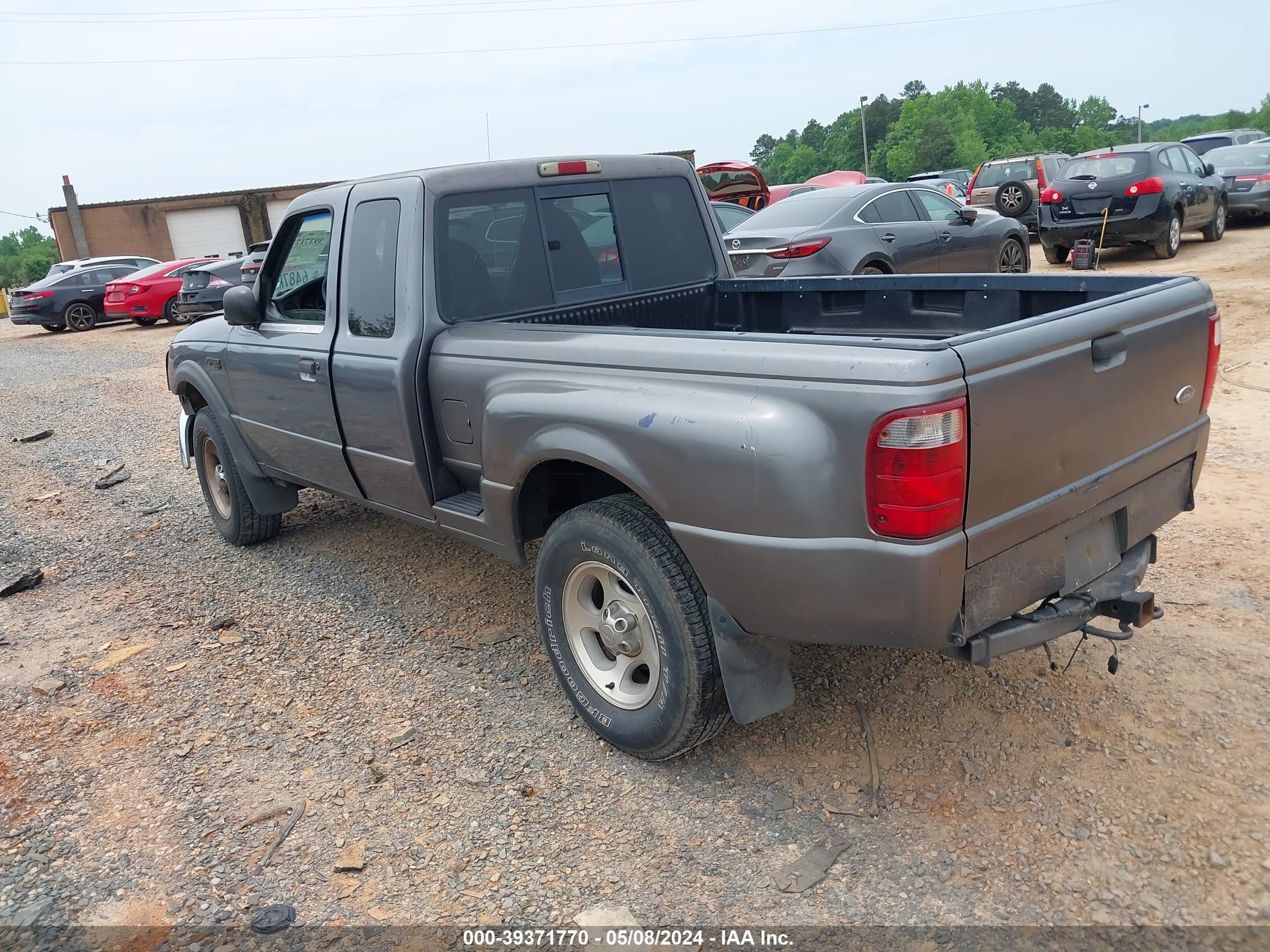 Photo 2 VIN: 1FTZR15V0YTA03594 - FORD RANGER 