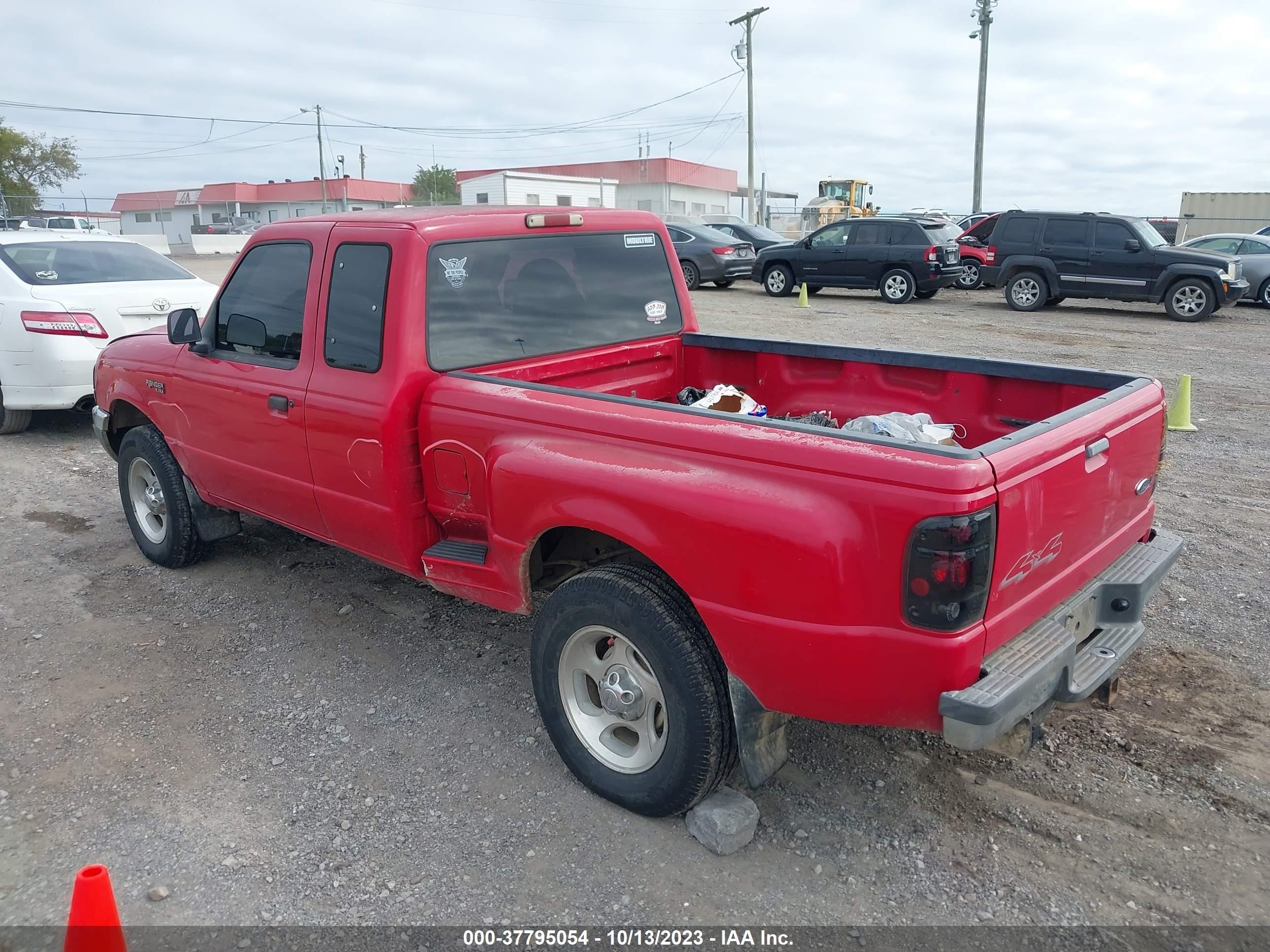 Photo 2 VIN: 1FTZR15V3XTA29444 - FORD RANGER 