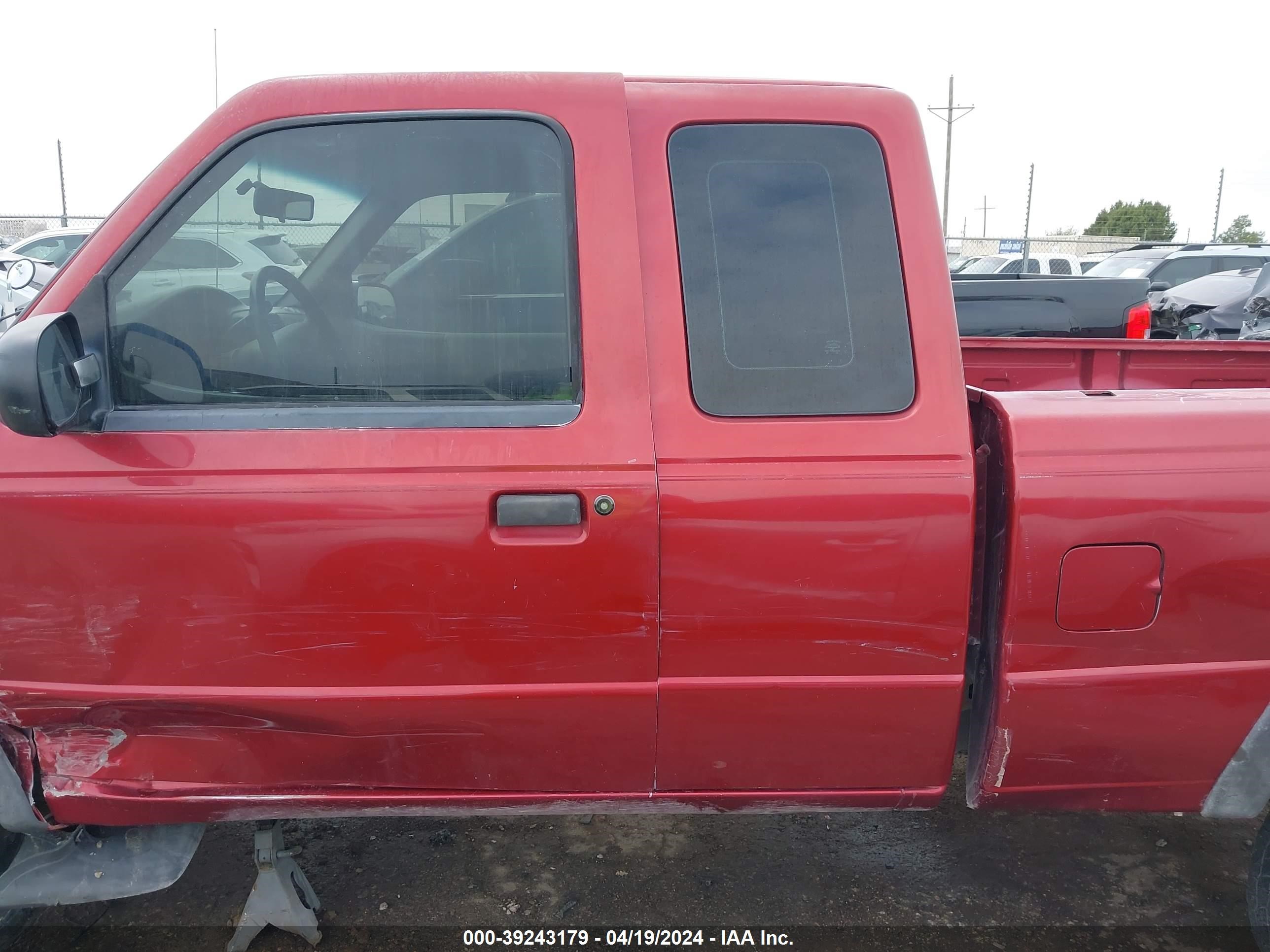 Photo 13 VIN: 1FTZR15V4XPB90569 - FORD RANGER 