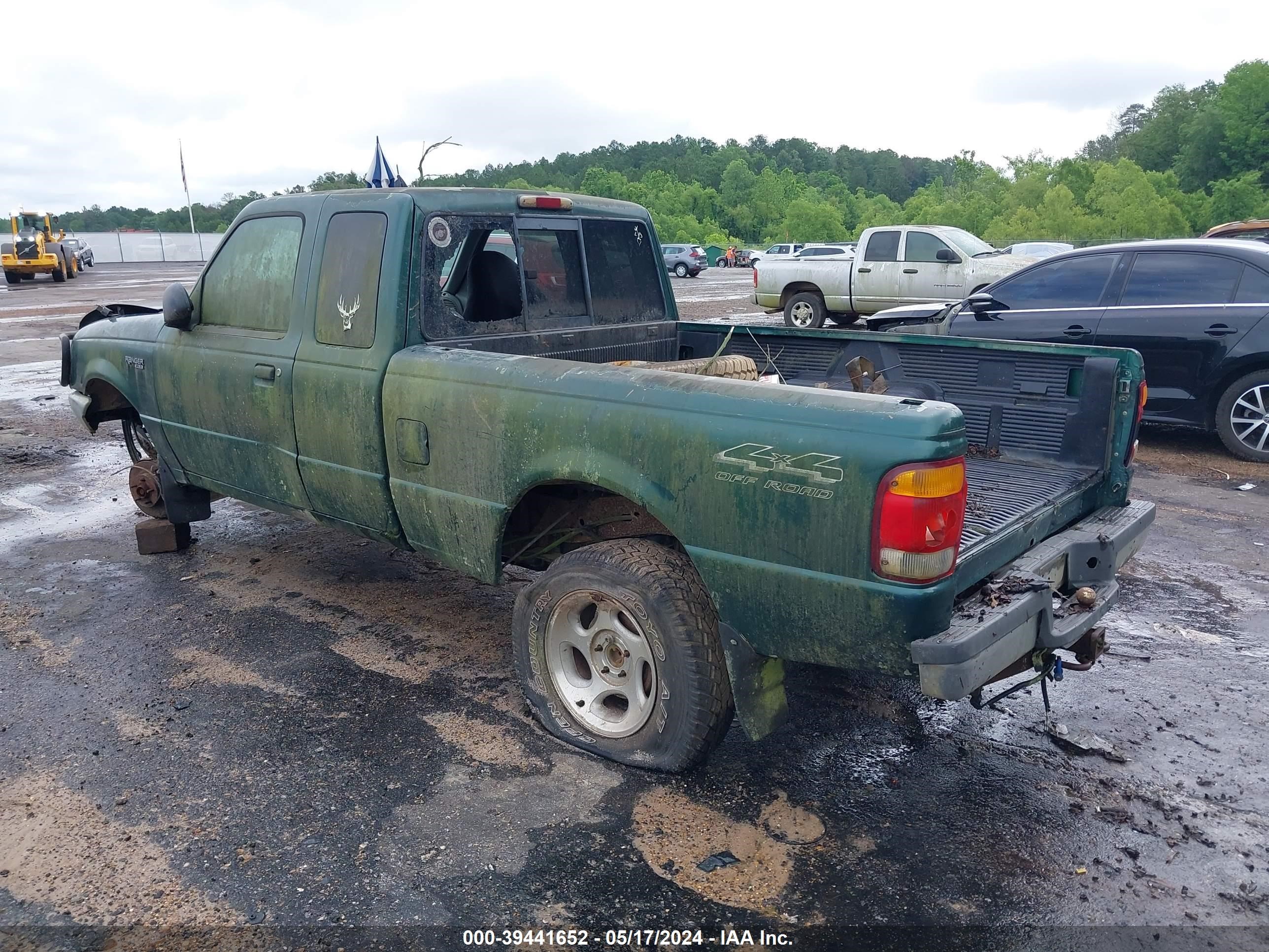 Photo 2 VIN: 1FTZR15X3XTA61604 - FORD RANGER 