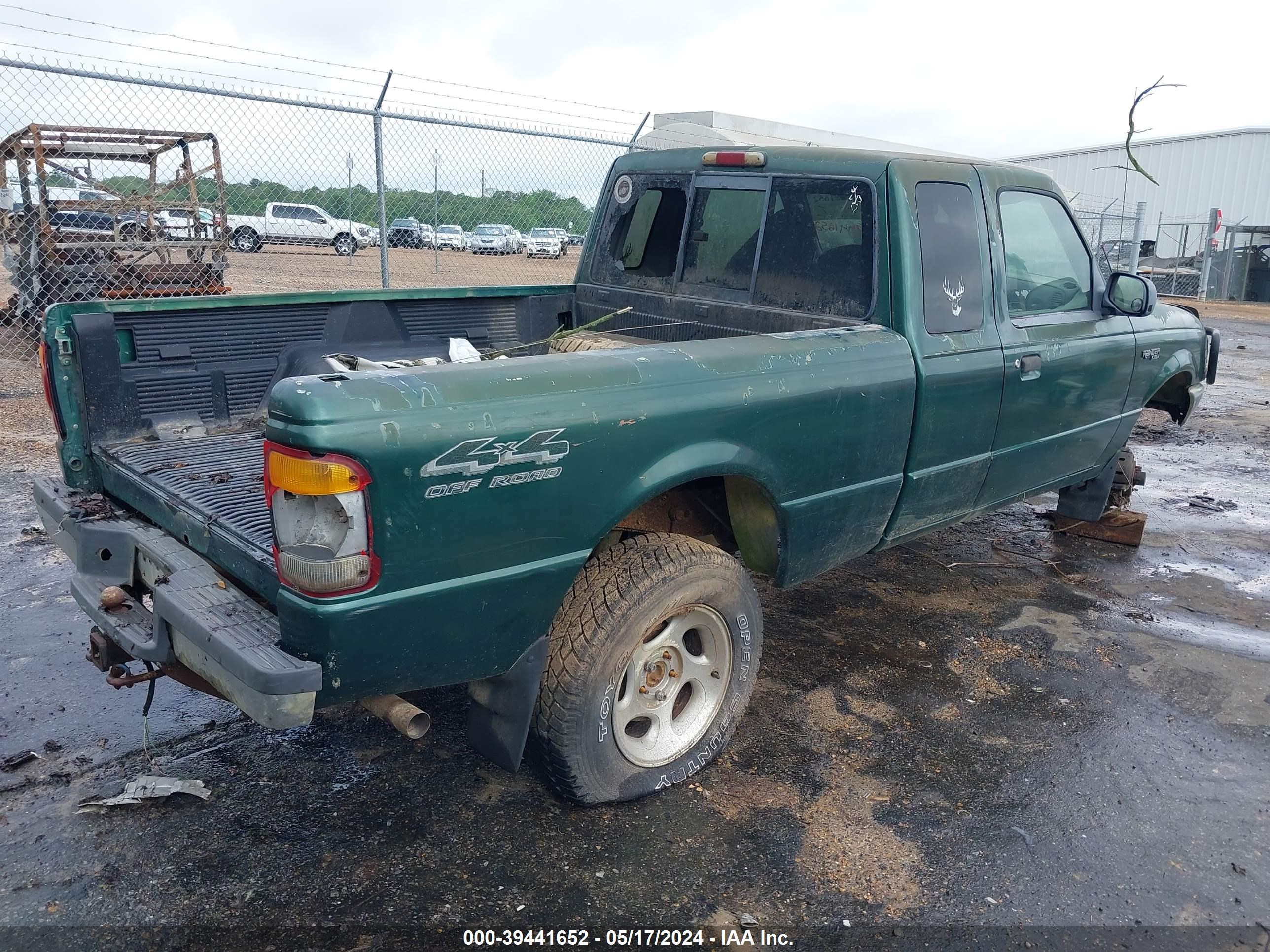 Photo 3 VIN: 1FTZR15X3XTA61604 - FORD RANGER 