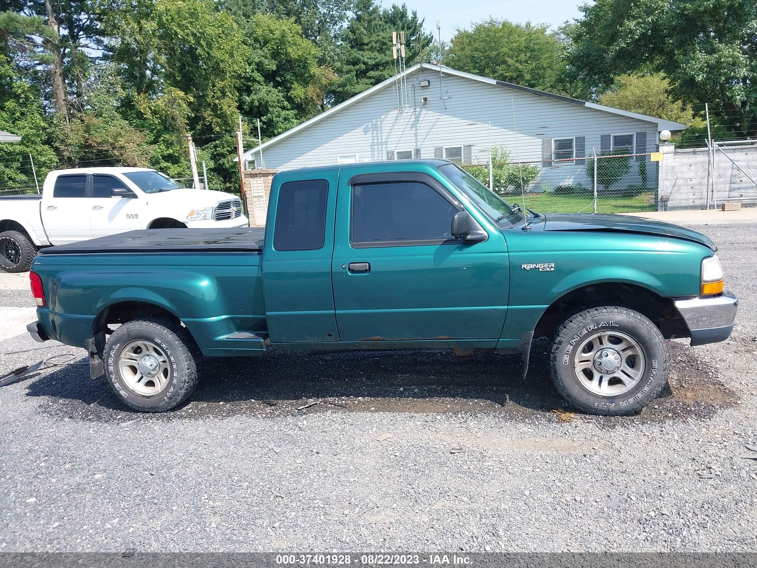 Photo 13 VIN: 1FTZR15X8YTA90470 - FORD RANGER 