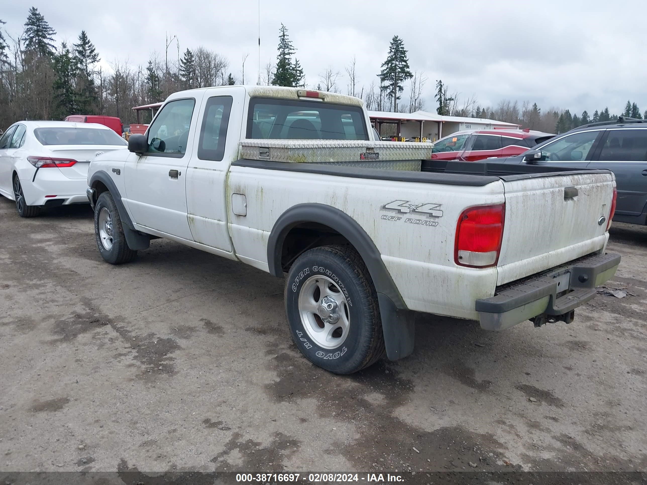 Photo 2 VIN: 1FTZR15XXYPB39872 - FORD RANGER 