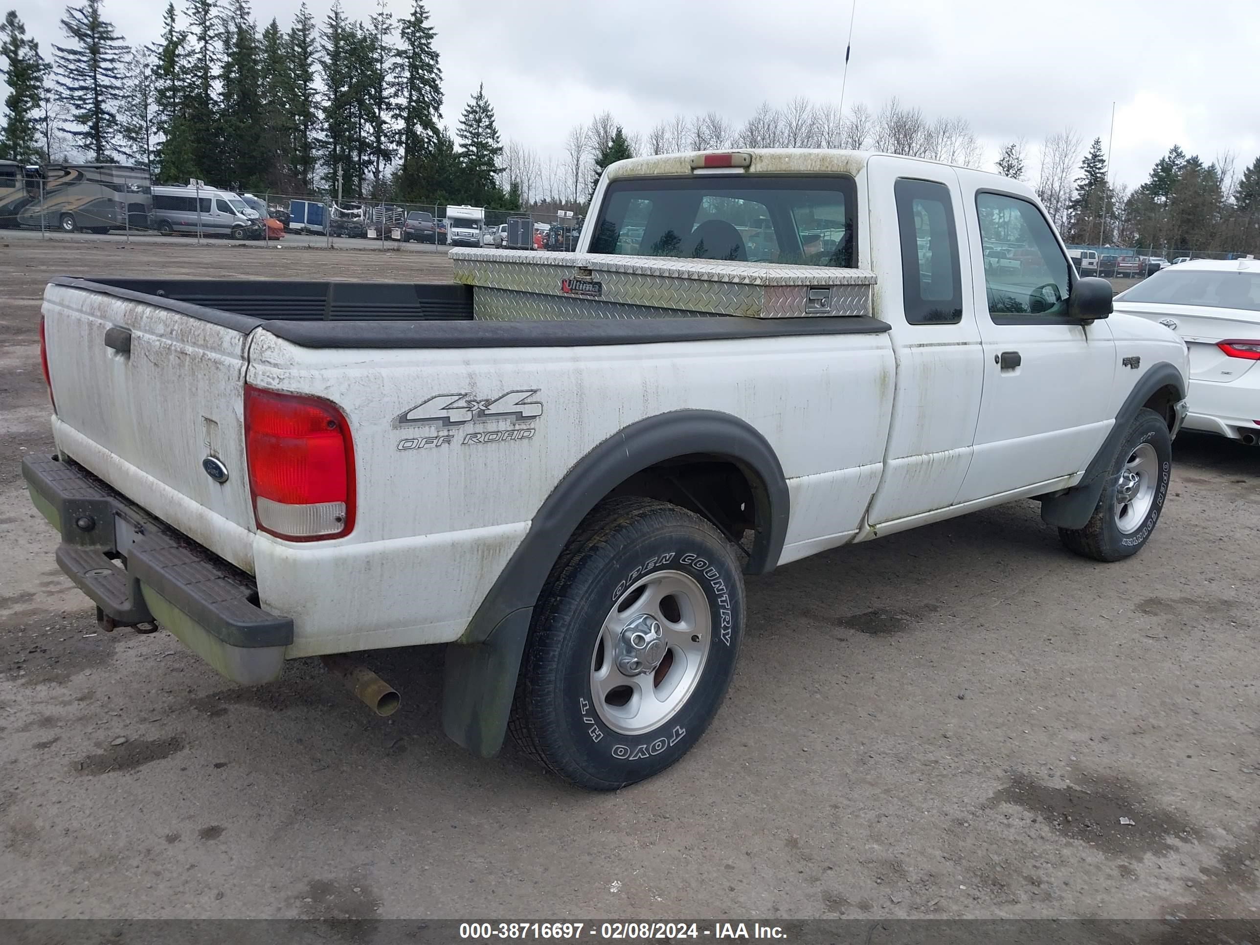 Photo 3 VIN: 1FTZR15XXYPB39872 - FORD RANGER 