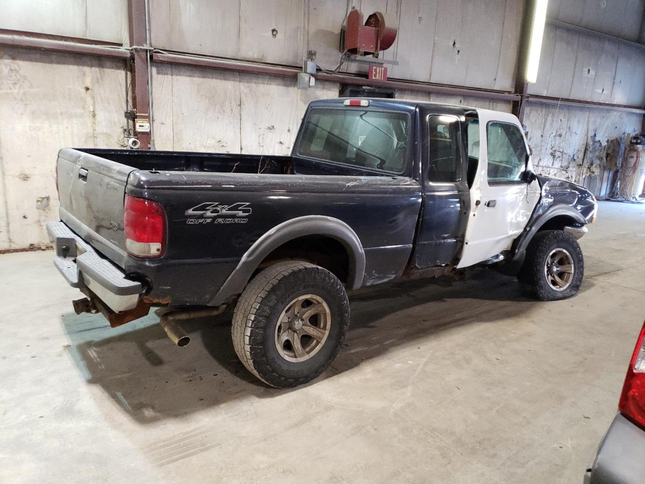 Photo 2 VIN: 1FTZR15XXYPC01450 - FORD RANGER 