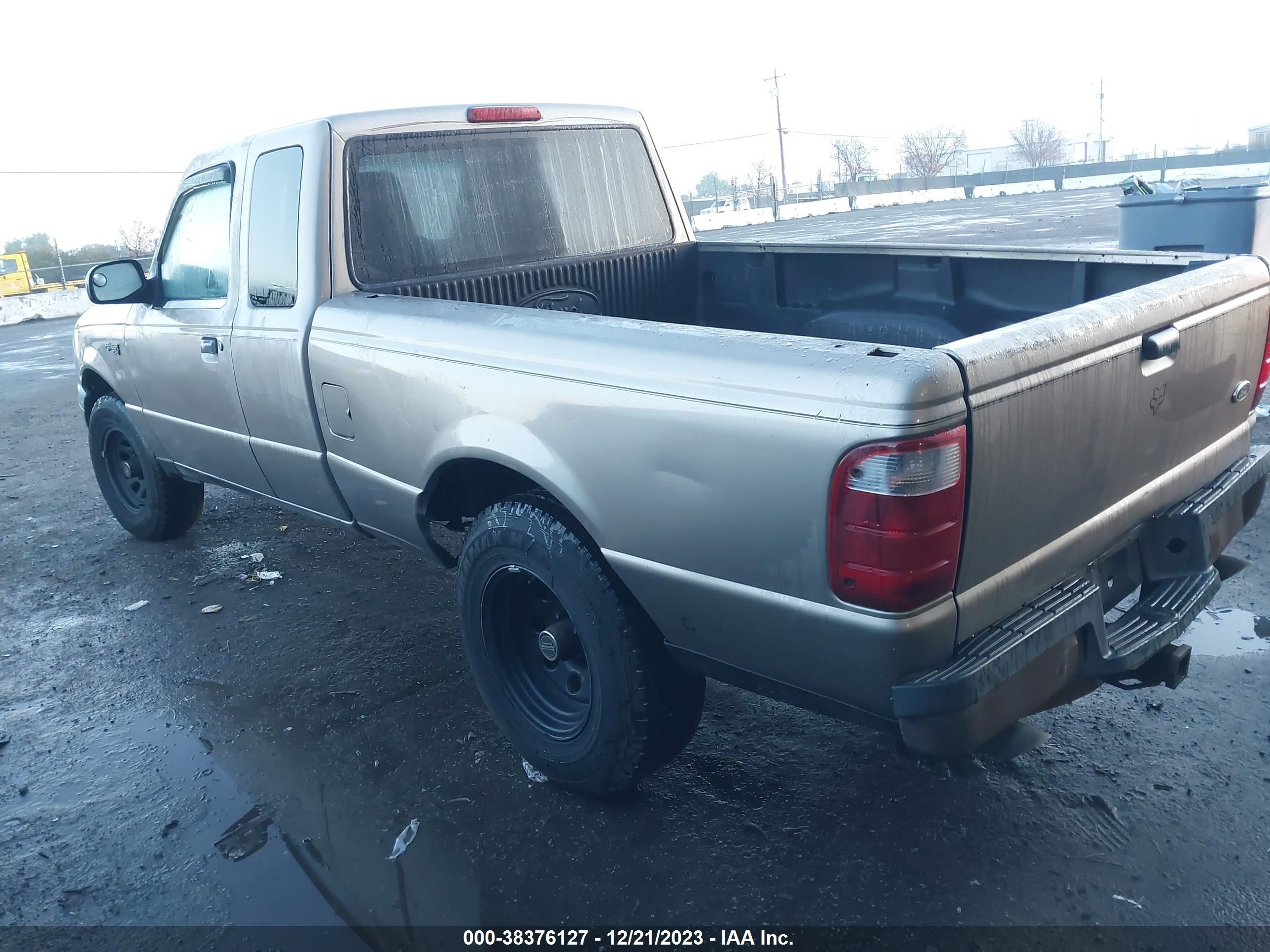 Photo 2 VIN: 1FTZR44E75PA60866 - FORD RANGER 