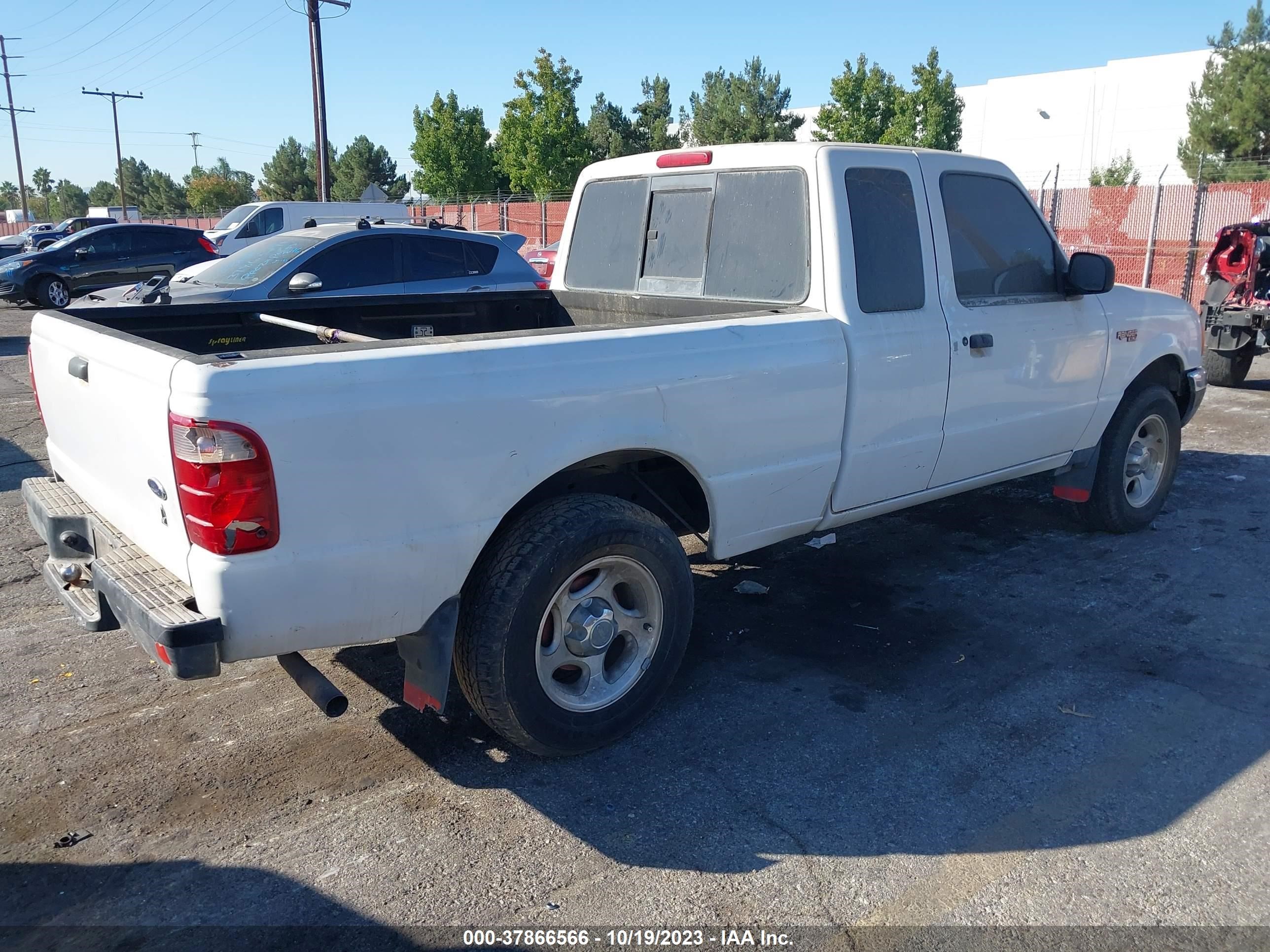 Photo 3 VIN: 1FTZR44V73PB08346 - FORD RANGER 