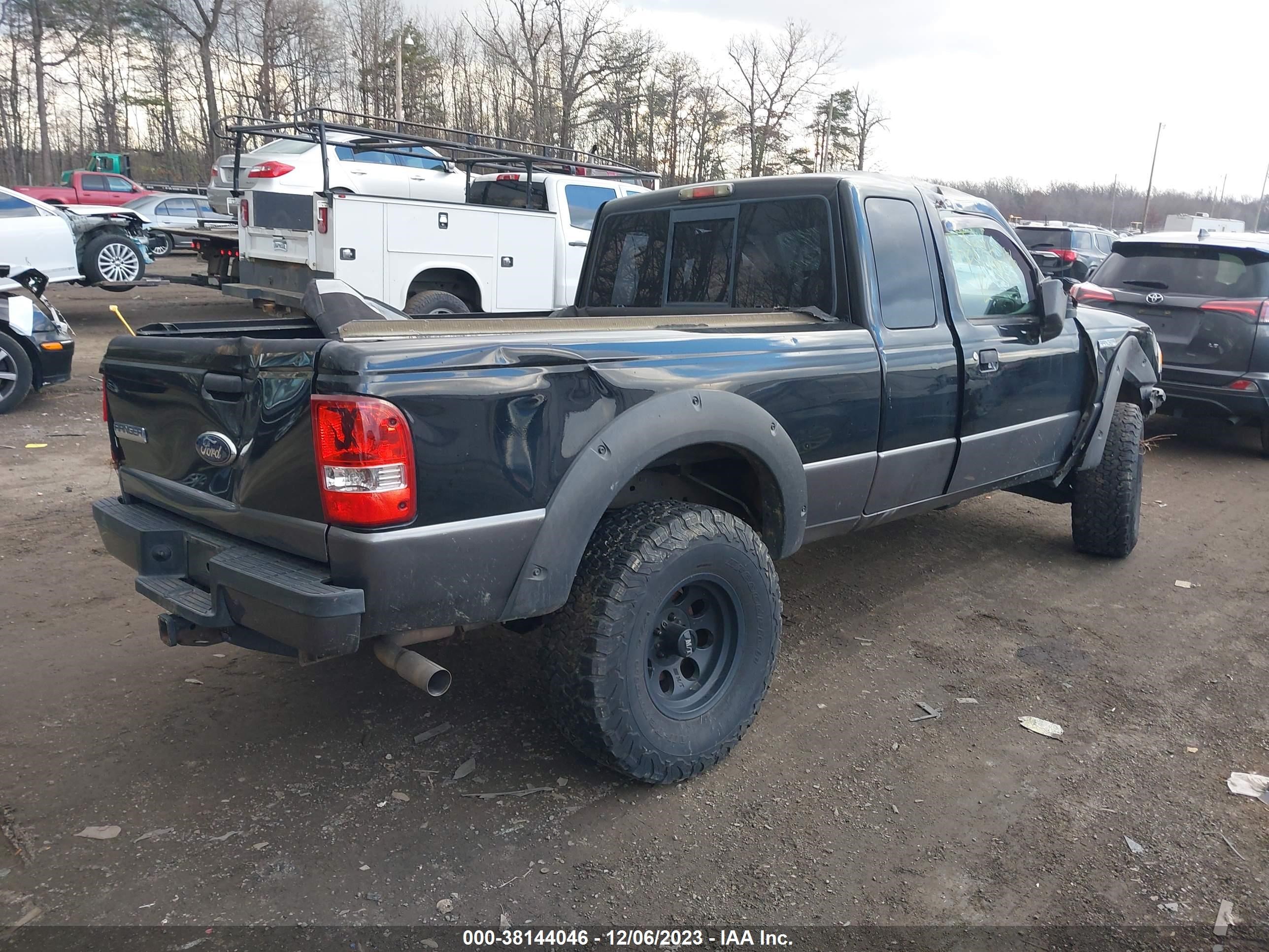 Photo 3 VIN: 1FTZR45E17PA08330 - FORD RANGER 