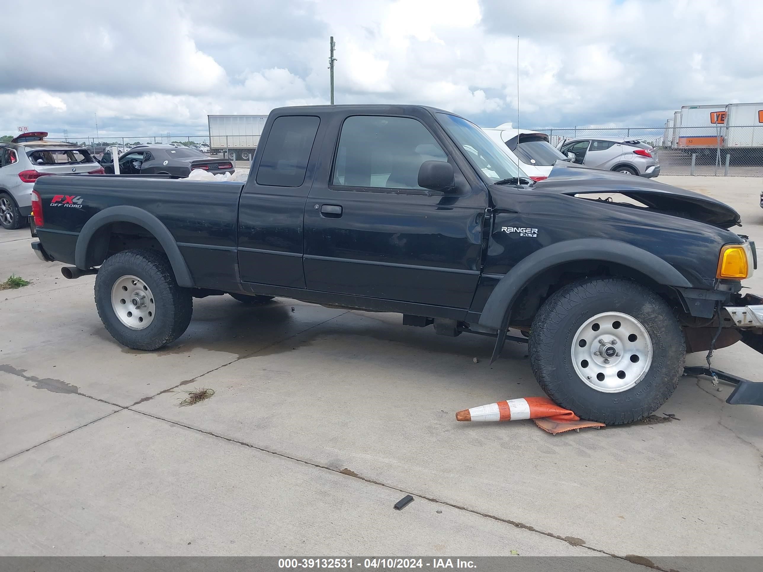 Photo 11 VIN: 1FTZR45E32TA36971 - FORD RANGER 