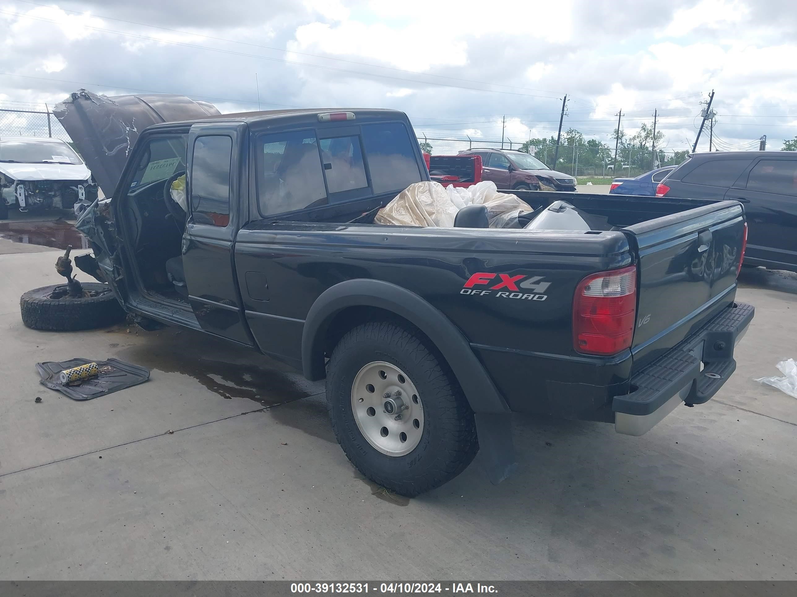 Photo 2 VIN: 1FTZR45E32TA36971 - FORD RANGER 