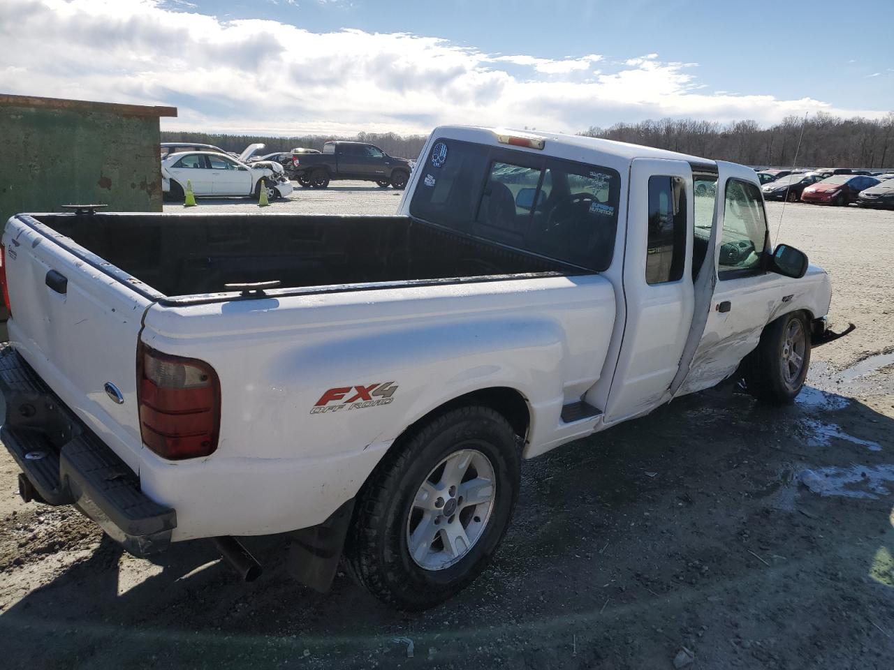 Photo 2 VIN: 1FTZR45E43PA62375 - FORD RANGER 