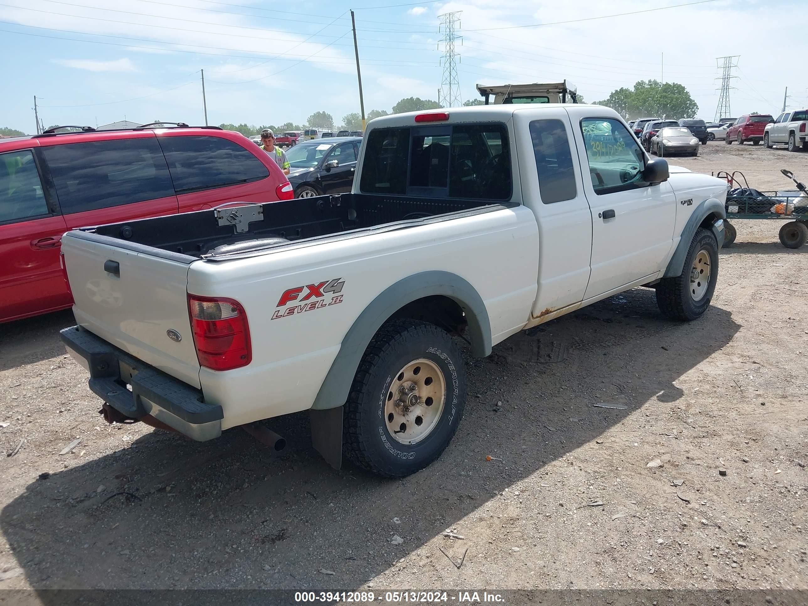 Photo 3 VIN: 1FTZR45E53TA47035 - FORD RANGER 