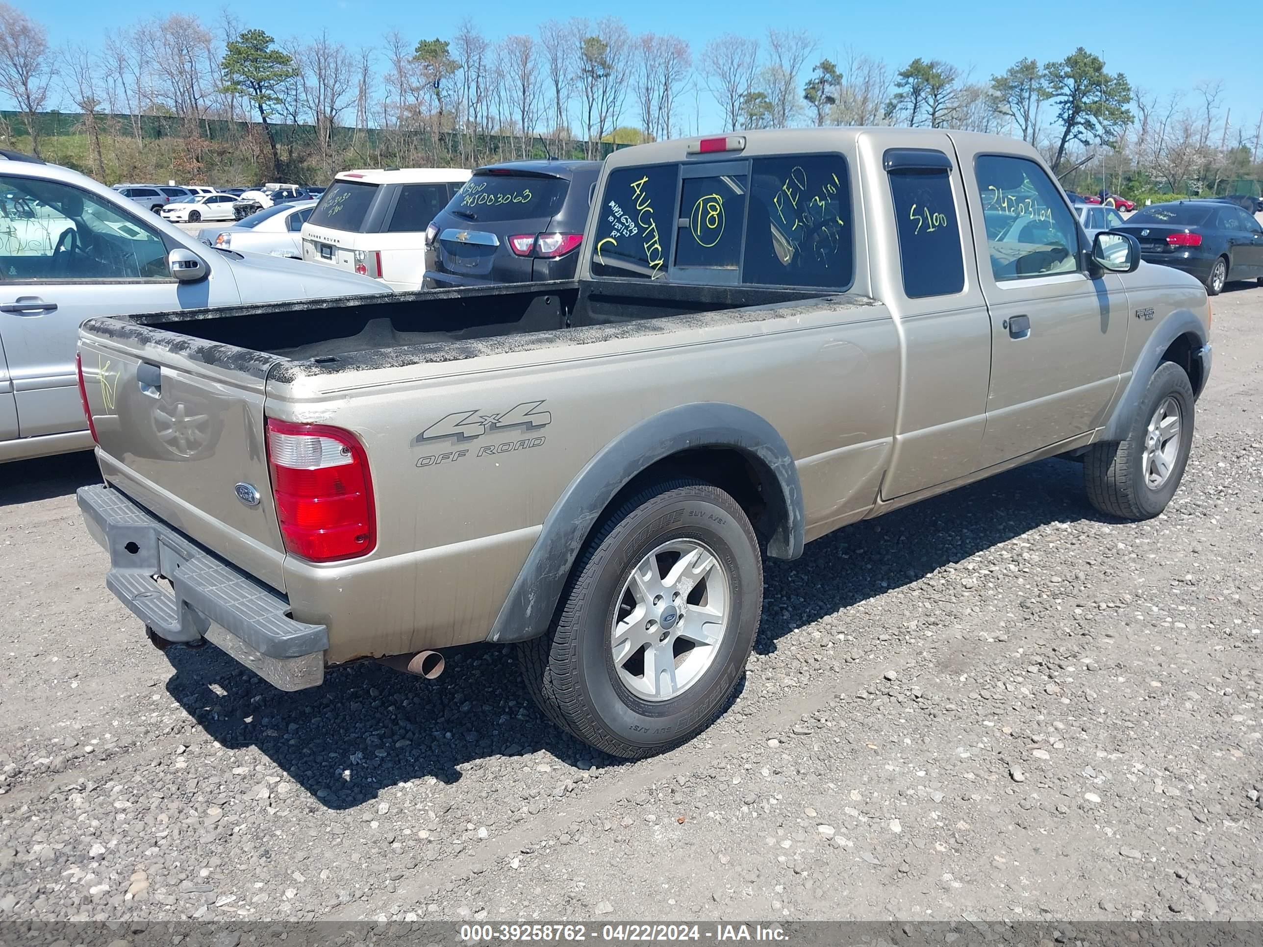 Photo 3 VIN: 1FTZR45E72TA20790 - FORD RANGER 