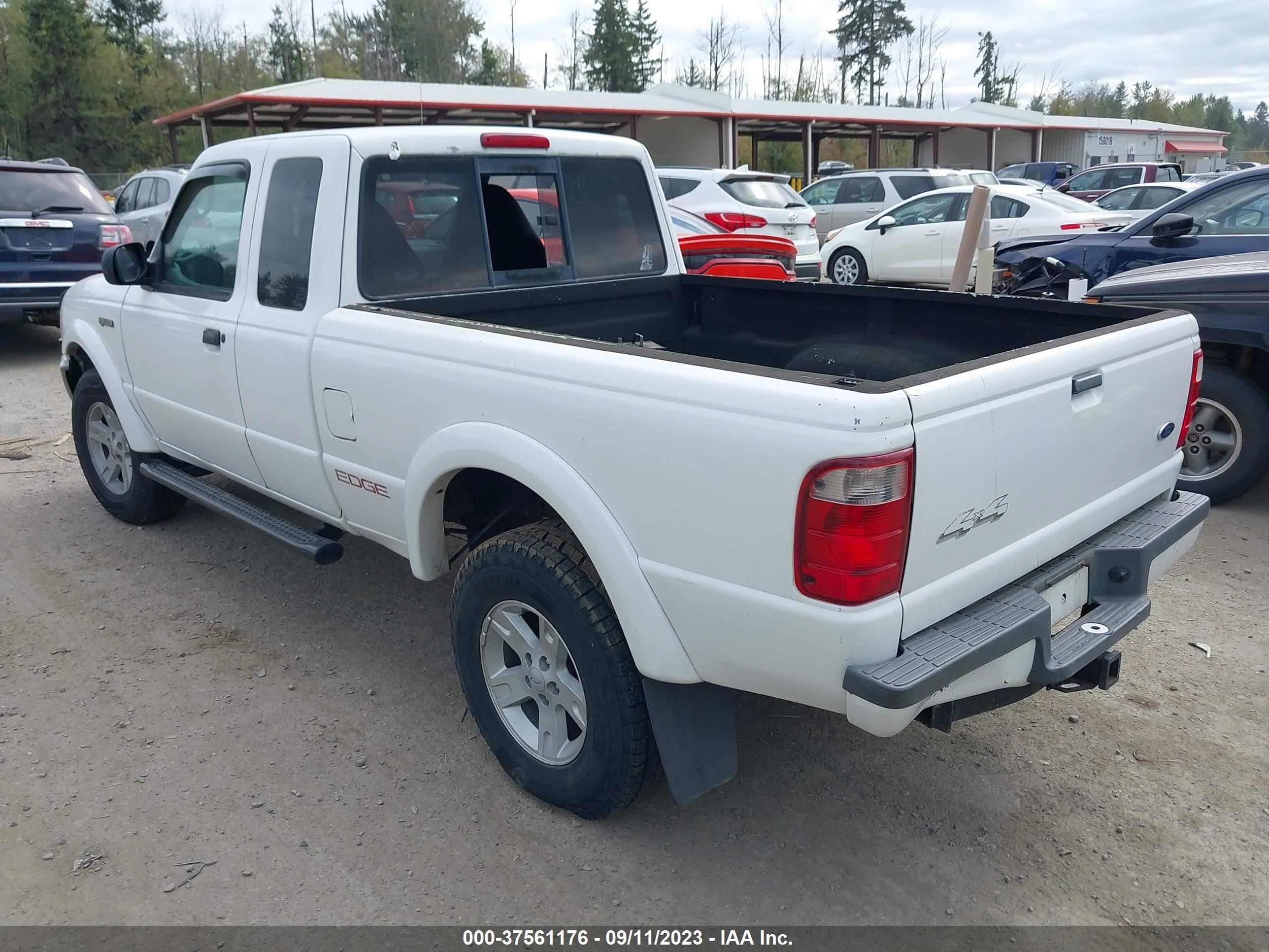 Photo 2 VIN: 1FTZR45E83PB02604 - FORD RANGER 