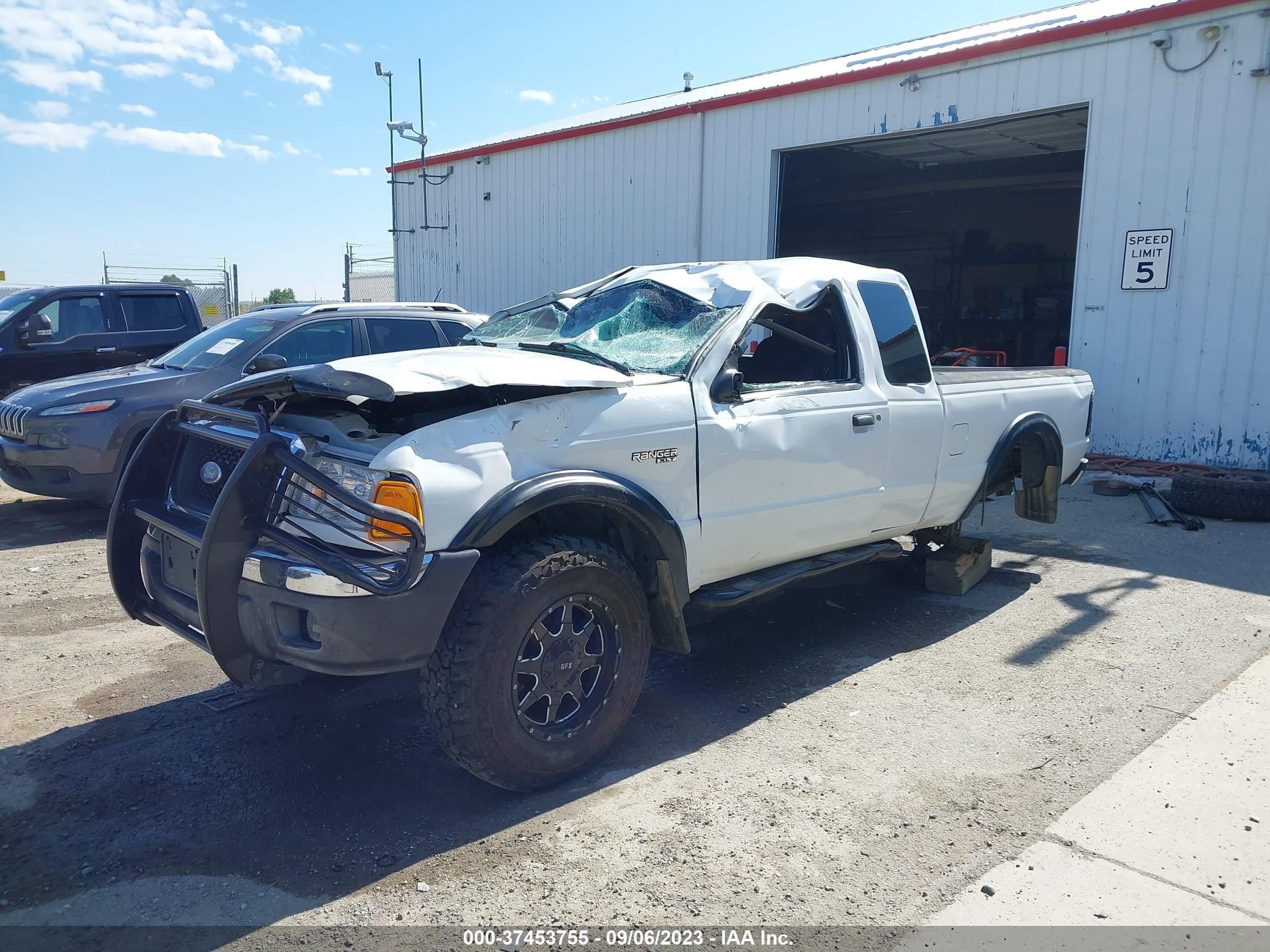 Photo 1 VIN: 1FTZR45E95PA92832 - FORD RANGER 