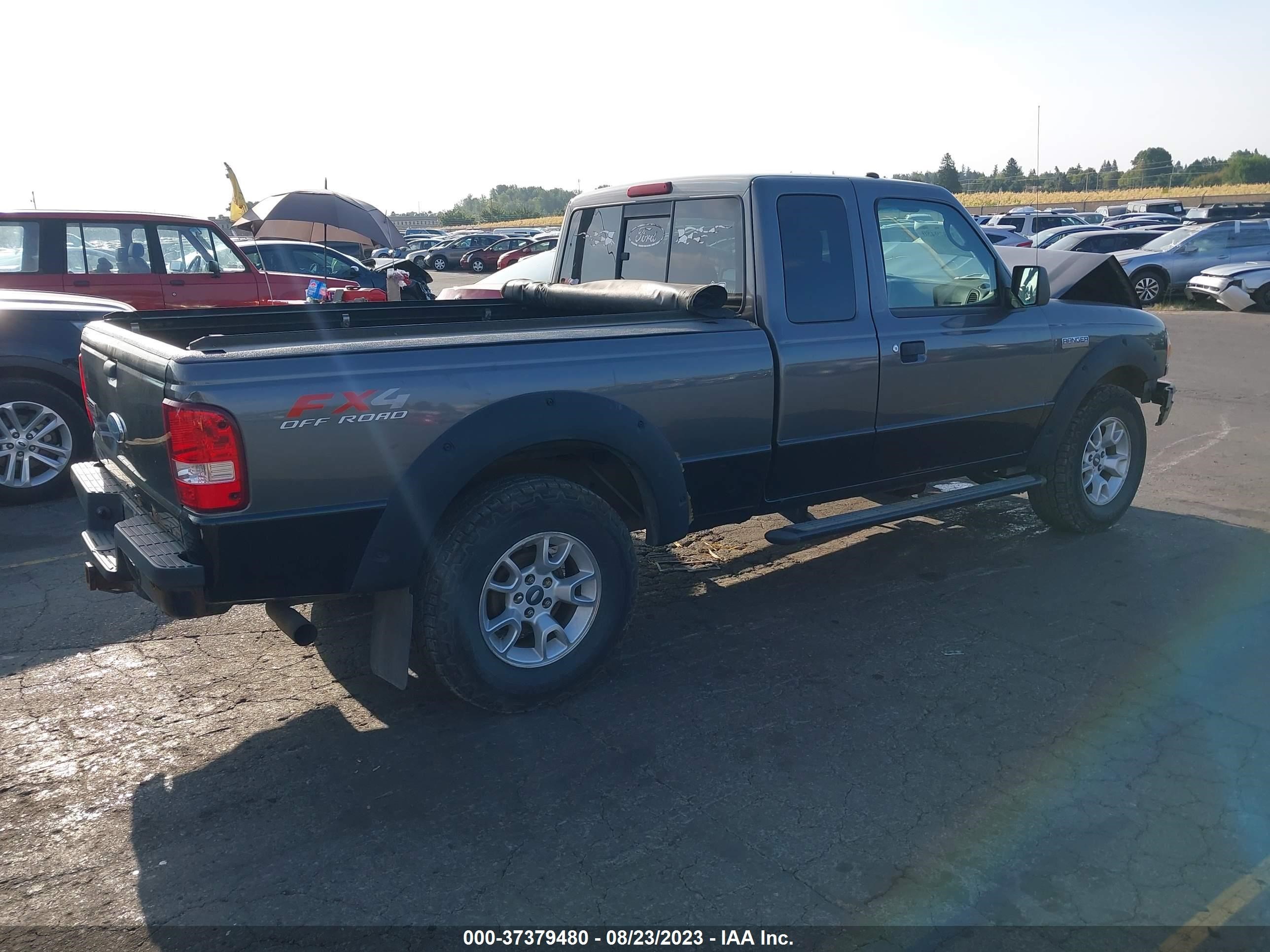 Photo 3 VIN: 1FTZR45E99PA38405 - FORD RANGER 