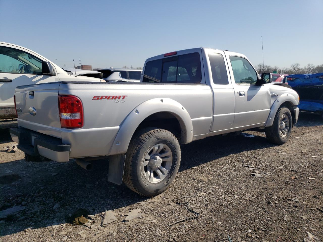 Photo 2 VIN: 1FTZR45E99PA43717 - FORD RANGER 