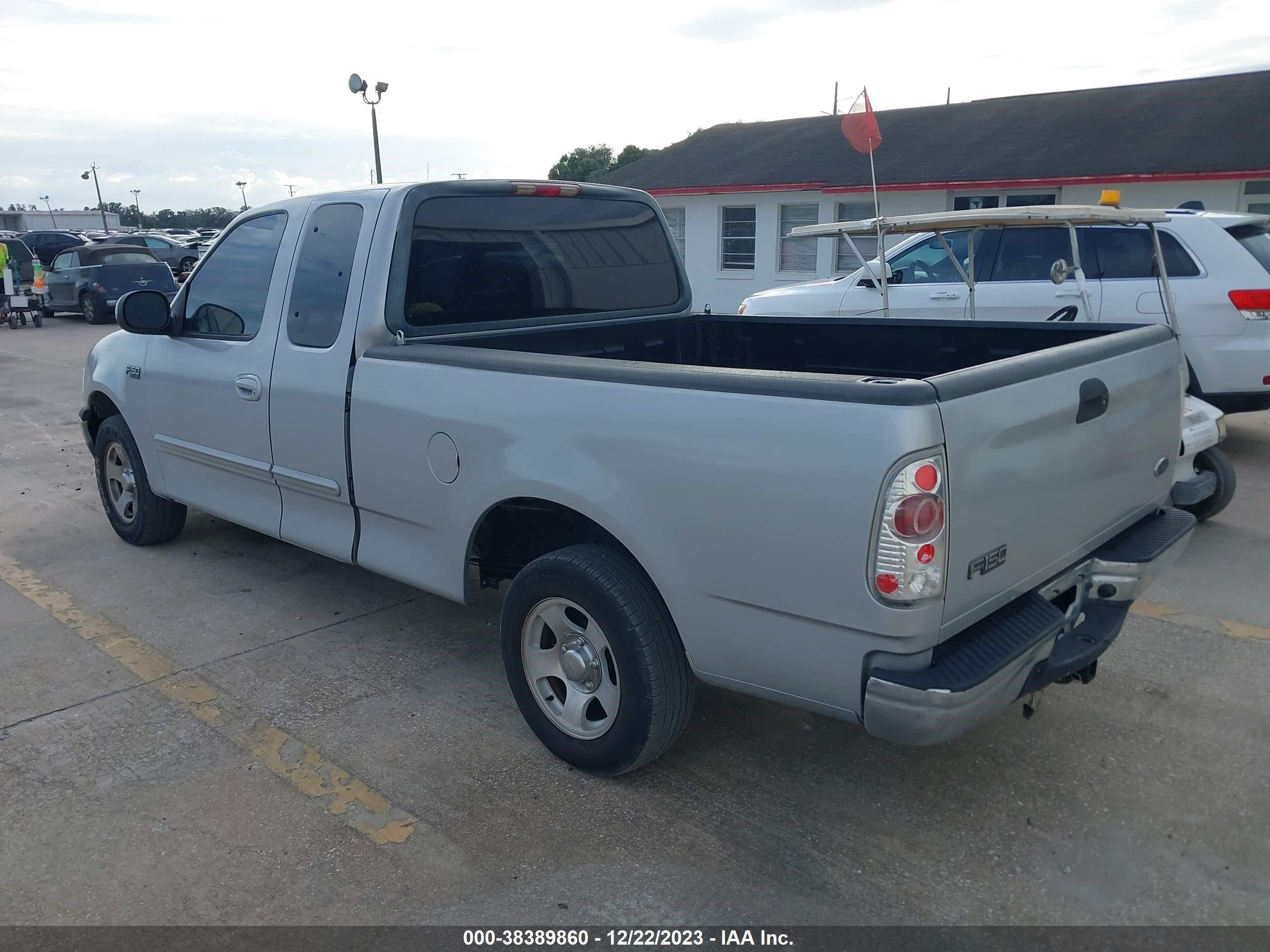 Photo 2 VIN: 1FTZX17211NA05468 - FORD F-150 