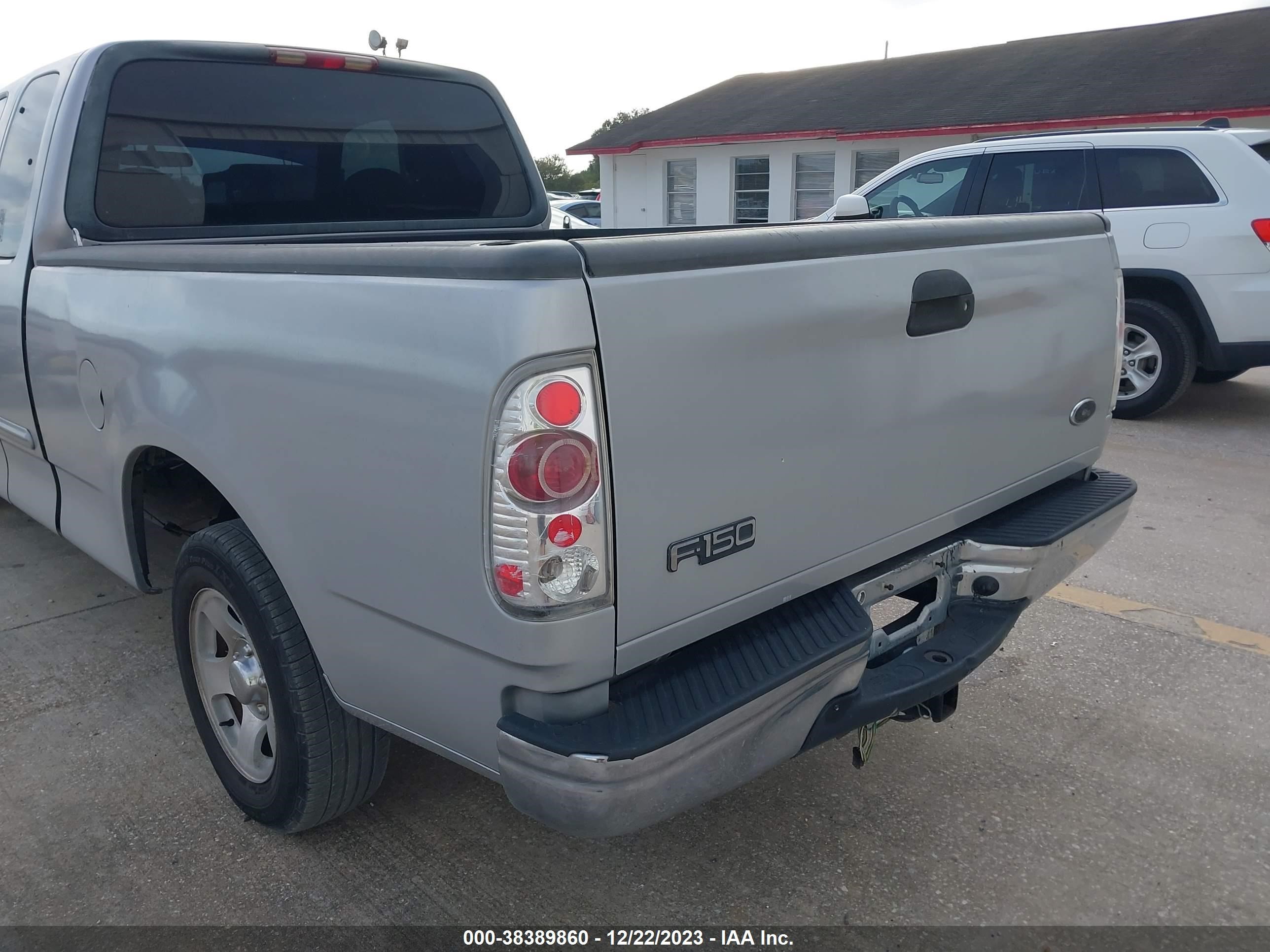 Photo 5 VIN: 1FTZX17211NA05468 - FORD F-150 