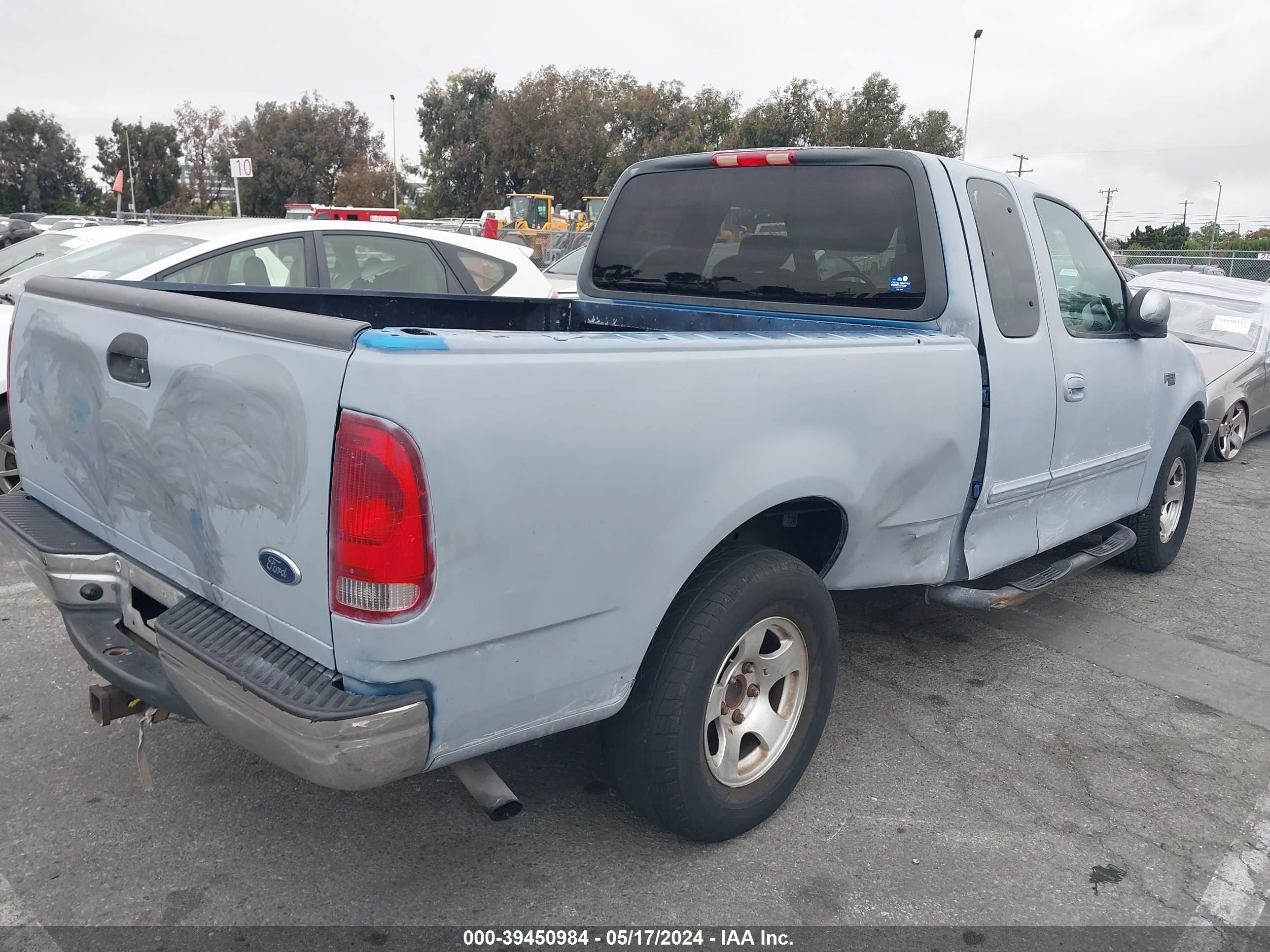 Photo 3 VIN: 1FTZX17231NB69207 - FORD F-150 