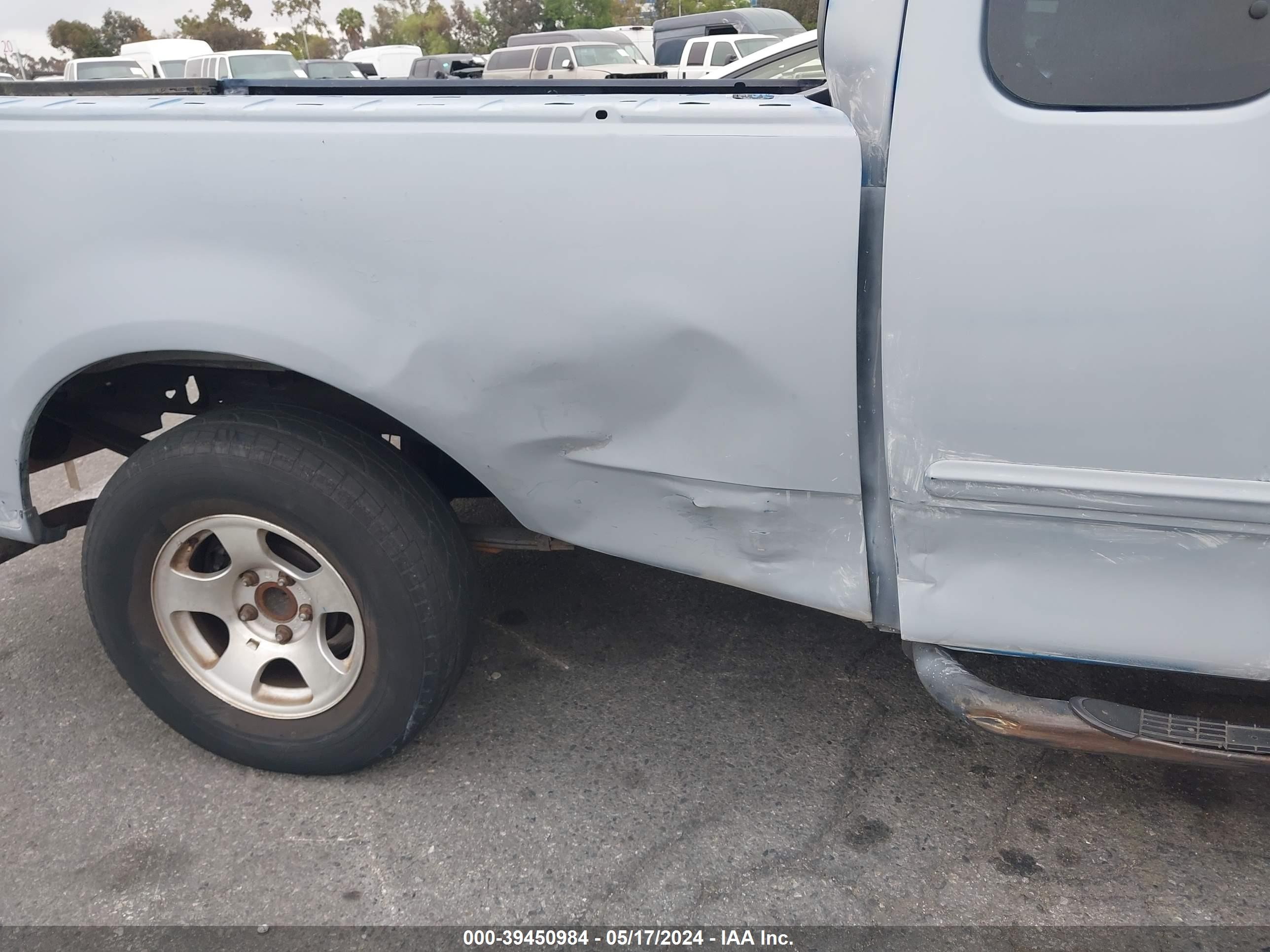 Photo 5 VIN: 1FTZX17231NB69207 - FORD F-150 