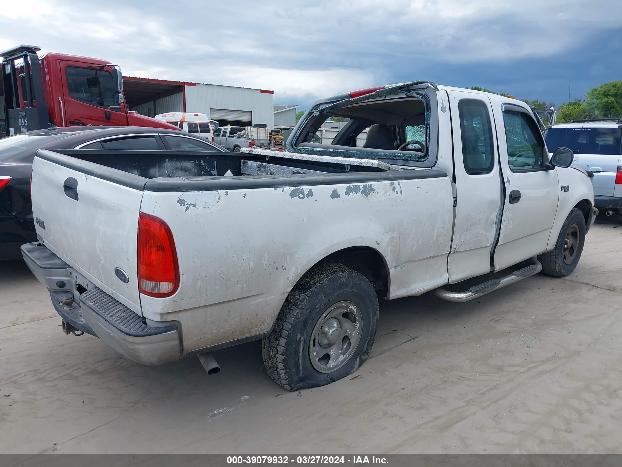 Photo 3 VIN: 1FTZX1724WKB49816 - FORD F-150 