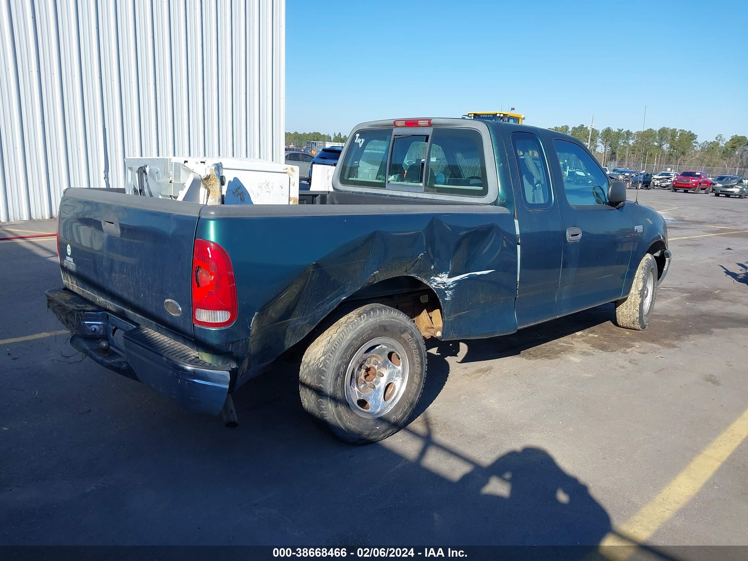 Photo 3 VIN: 1FTZX1729YNA73169 - FORD F-150 