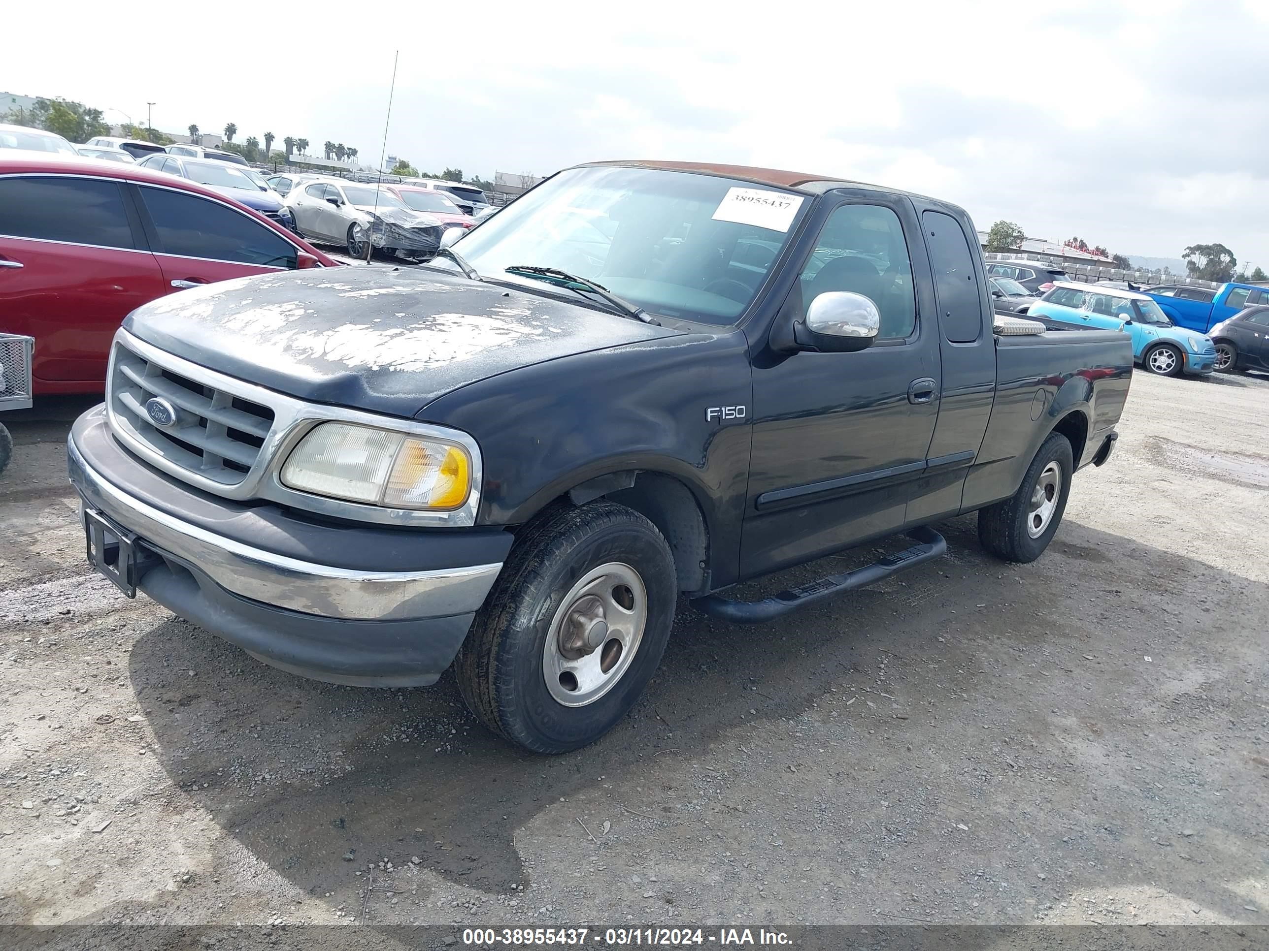 Photo 1 VIN: 1FTZX172XYKA08526 - FORD F-150 