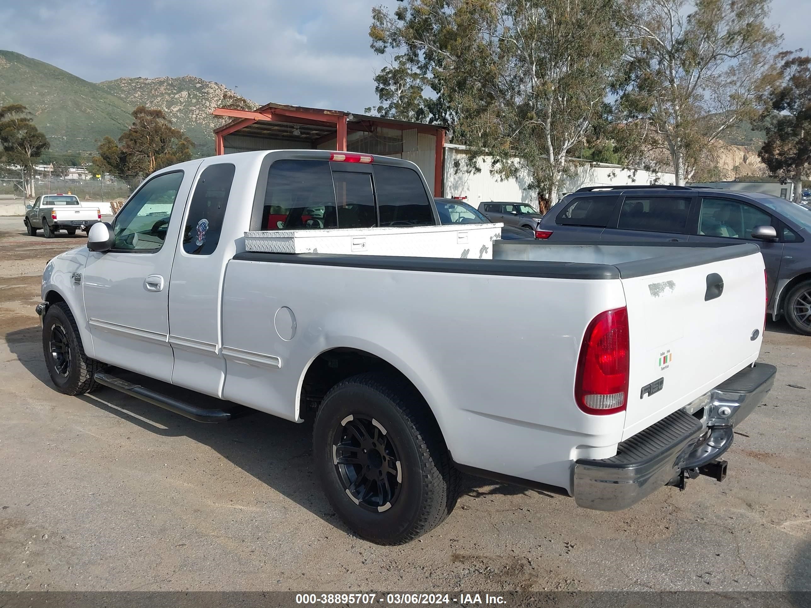 Photo 2 VIN: 1FTZX17W2WKC23656 - FORD F-150 