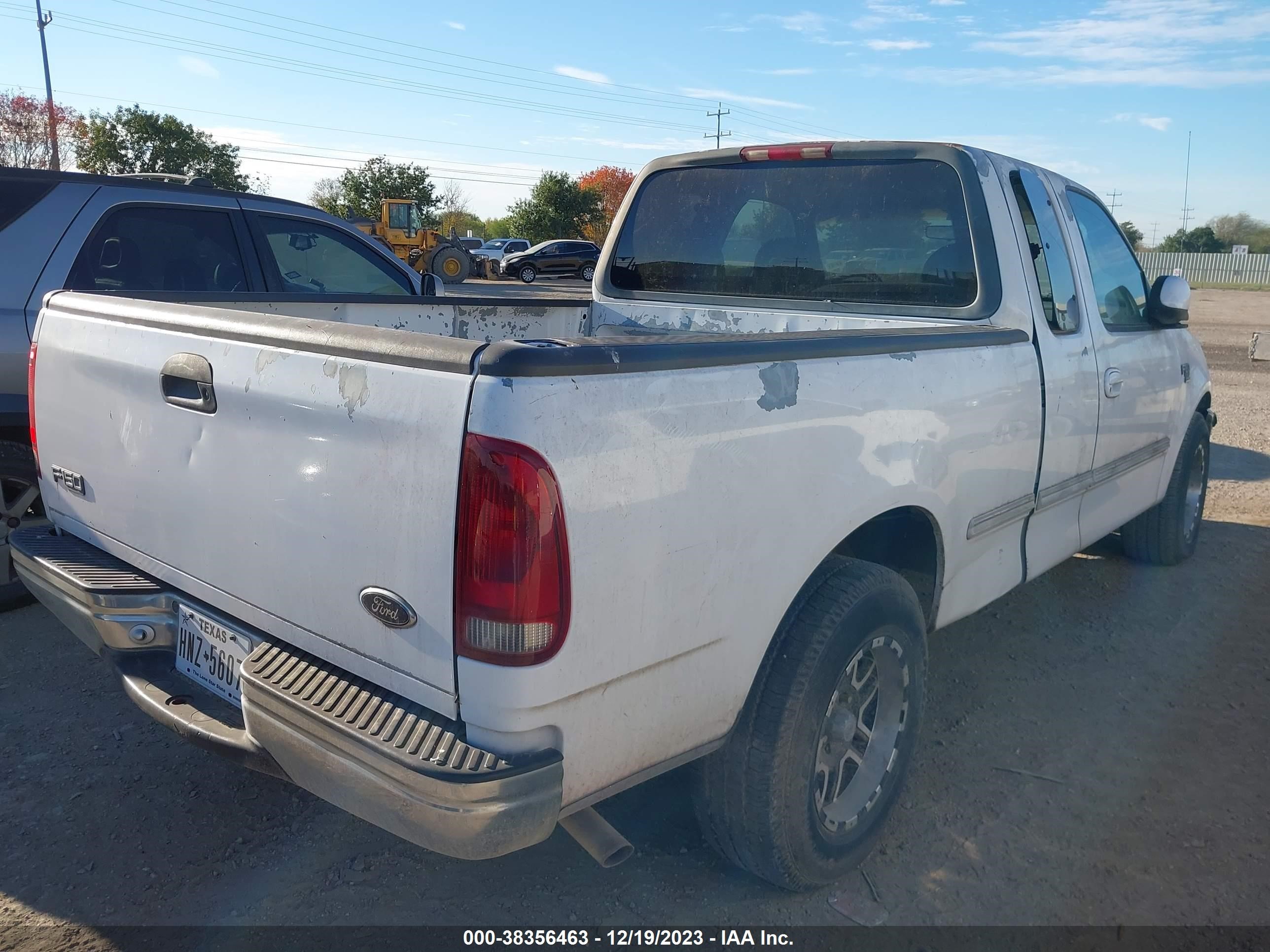 Photo 3 VIN: 1FTZX17W2WKC30395 - FORD F-150 