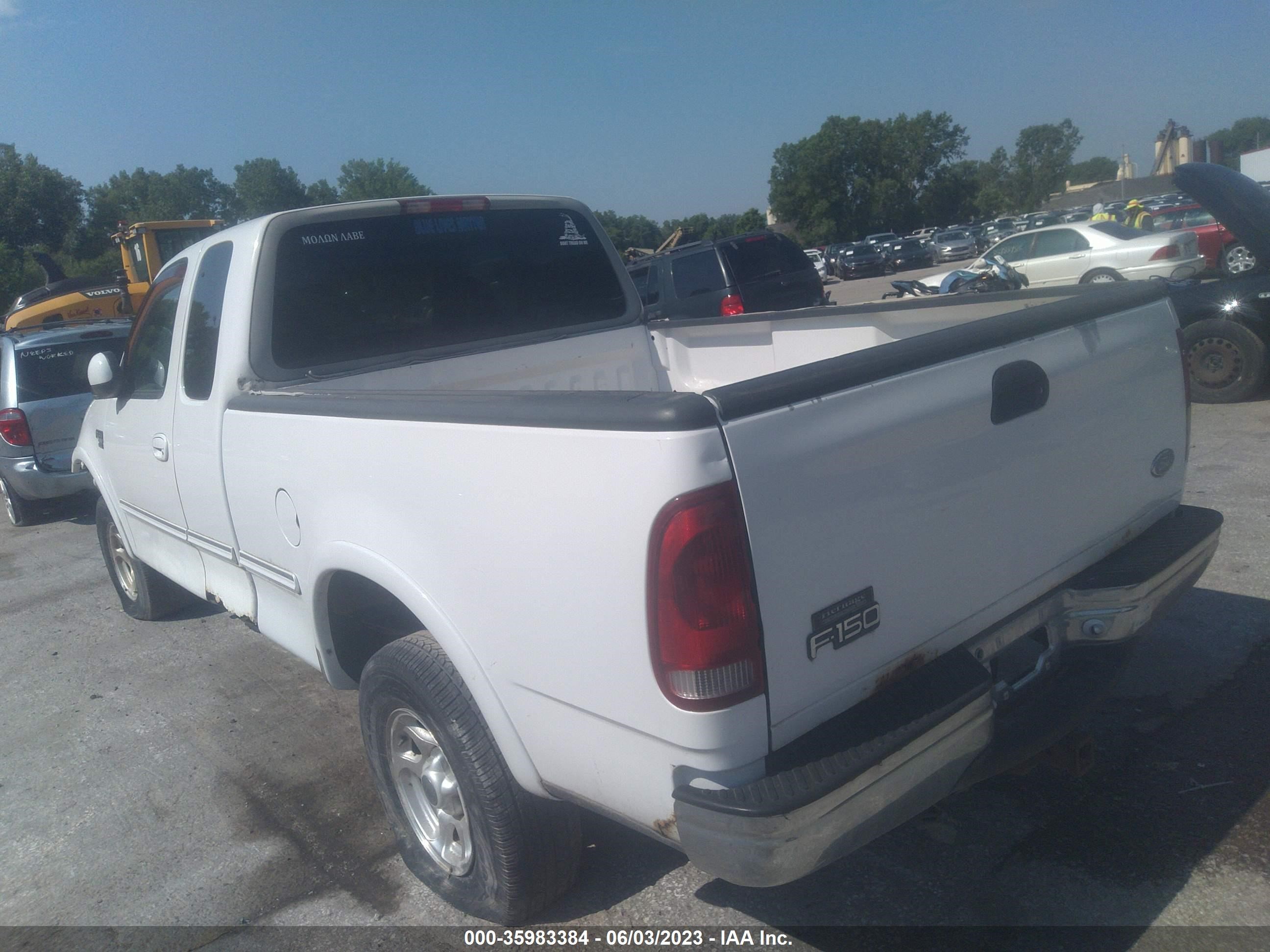 Photo 2 VIN: 1FTZX18W9WKB25013 - FORD F-150 