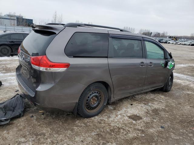 Photo 2 VIN: 1FUYSZYB7XLA51216 - TOYOTA SIENNA LE 