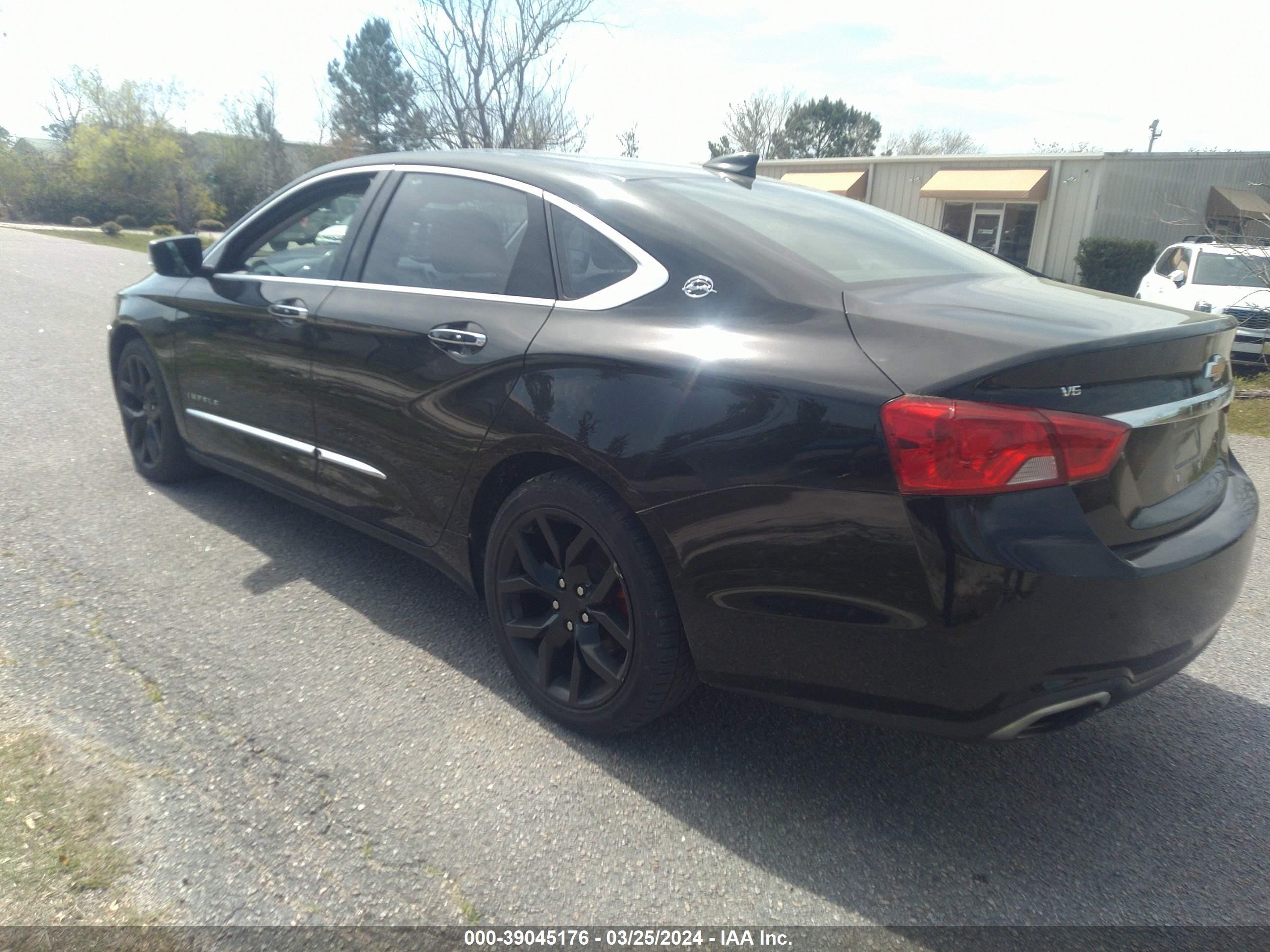 Photo 2 VIN: 1G1105S34KU113477 - CHEVROLET IMPALA 