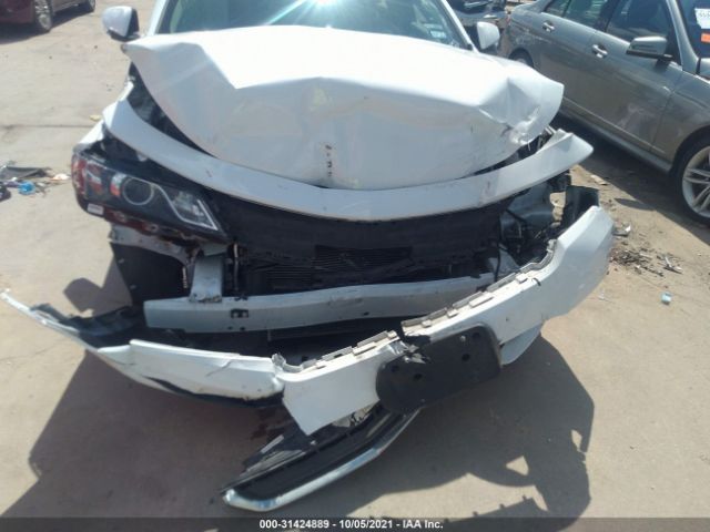 Photo 5 VIN: 1G1105SA4JU115971 - CHEVROLET IMPALA 