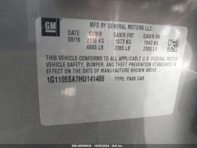 Photo 8 VIN: 1G1105SA7HU141488 - CHEVROLET IMPALA 