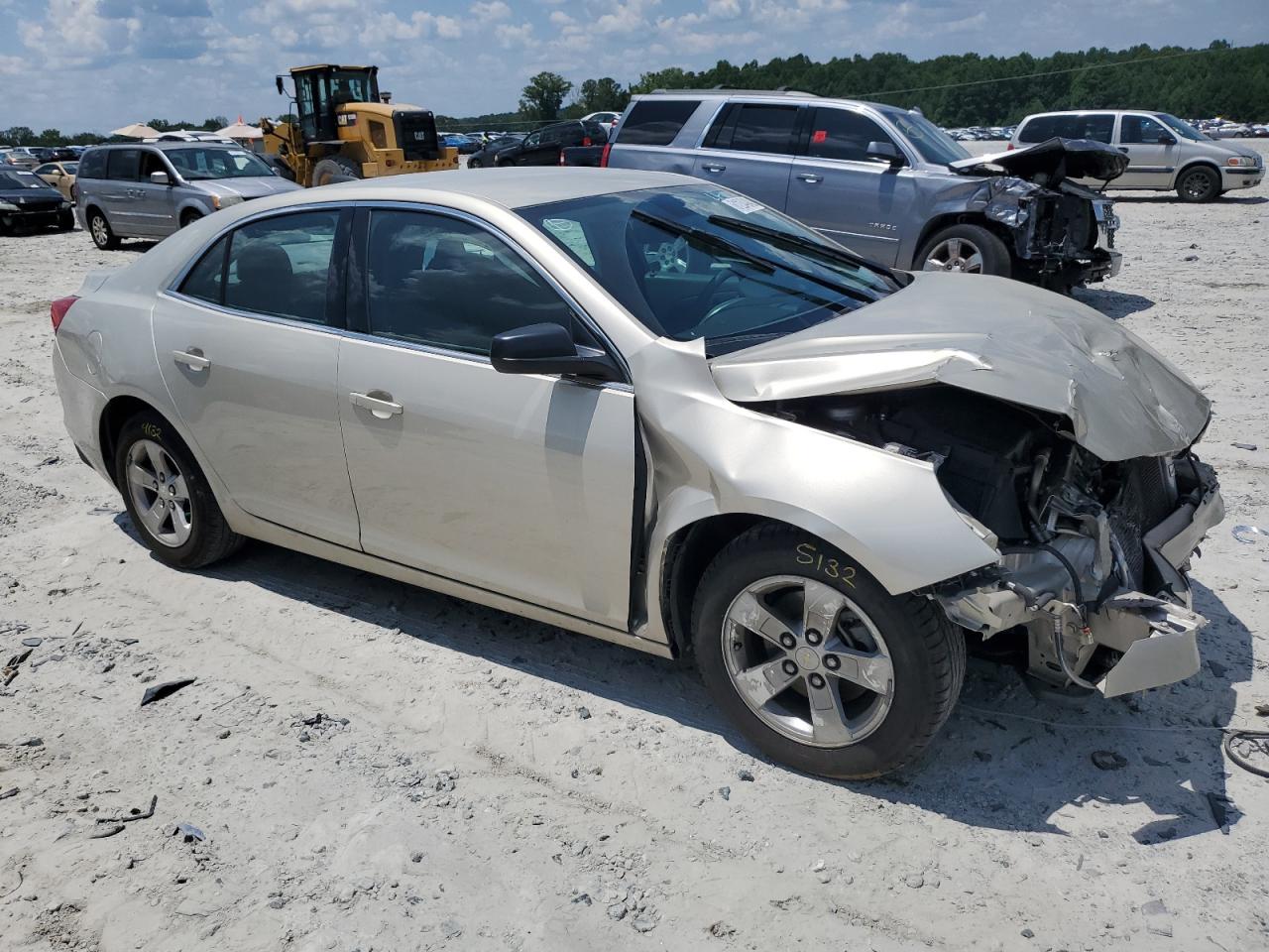 Photo 3 VIN: 1G11A5SA4GF114586 - CHEVROLET MALIBU 