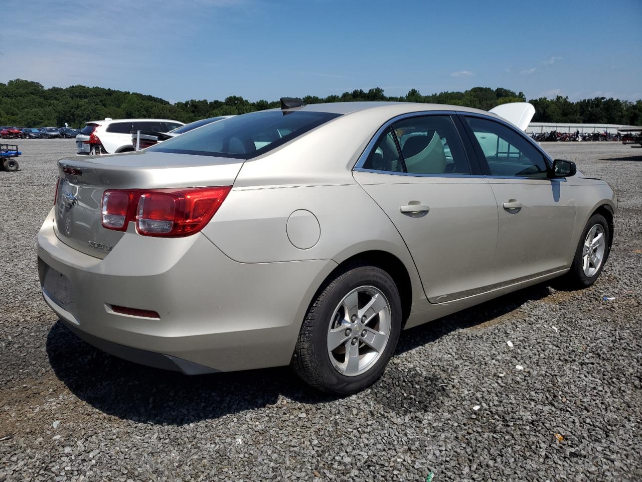 Photo 2 VIN: 1G11A5SL1FF299762 - CHEVROLET MALIBU 