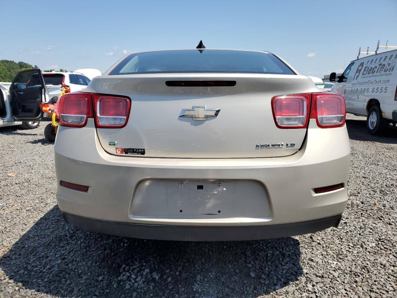 Photo 5 VIN: 1G11A5SL1FF299762 - CHEVROLET MALIBU 