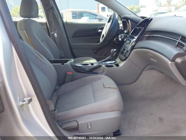 Photo 4 VIN: 1G11A5SL2FF266561 - CHEVROLET MALIBU 