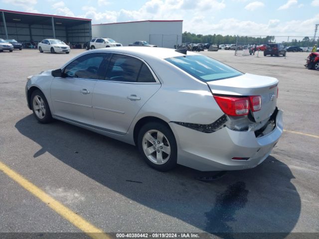 Photo 2 VIN: 1G11A5SL2FF318822 - CHEVROLET MALIBU 