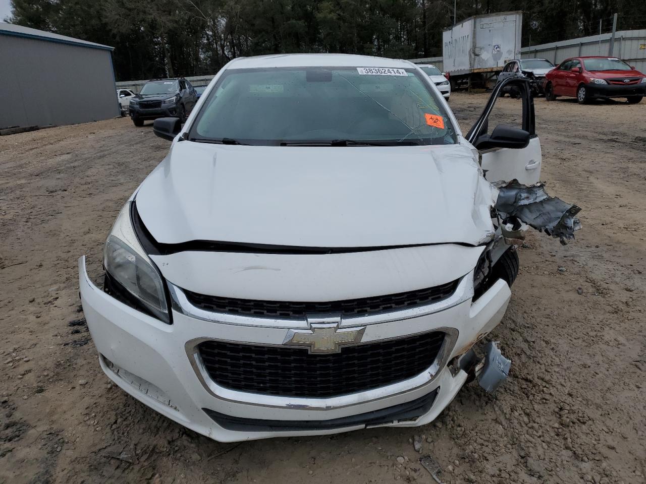 Photo 4 VIN: 1G11A5SL3FF269677 - CHEVROLET MALIBU 